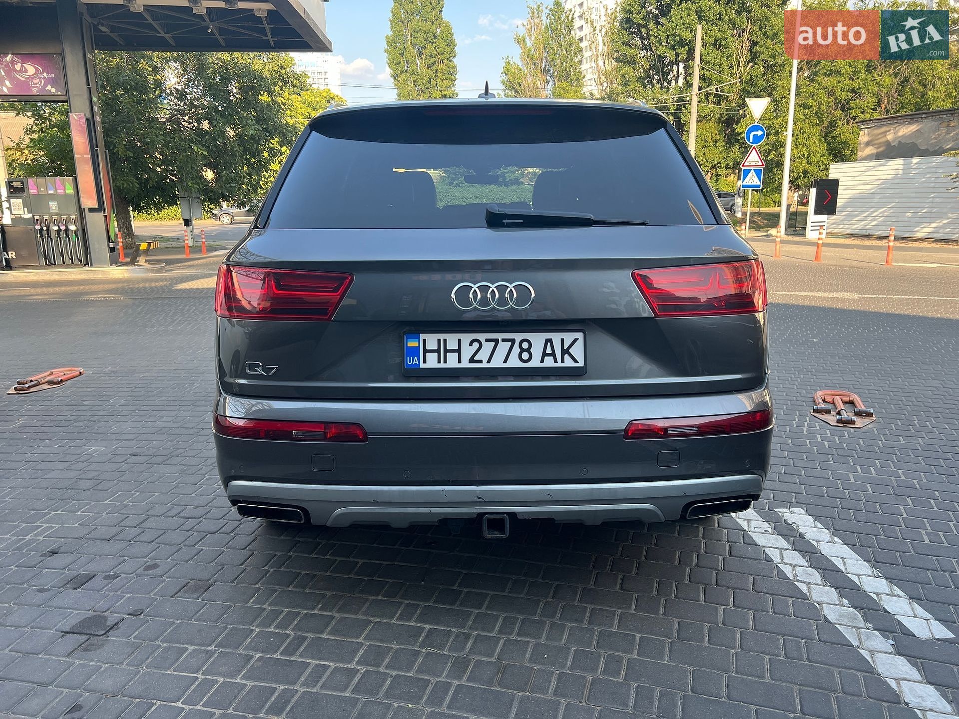 Audi Q7 2018 VIN WA1LAAF75KD010565 фото оголошення 7 з 10
