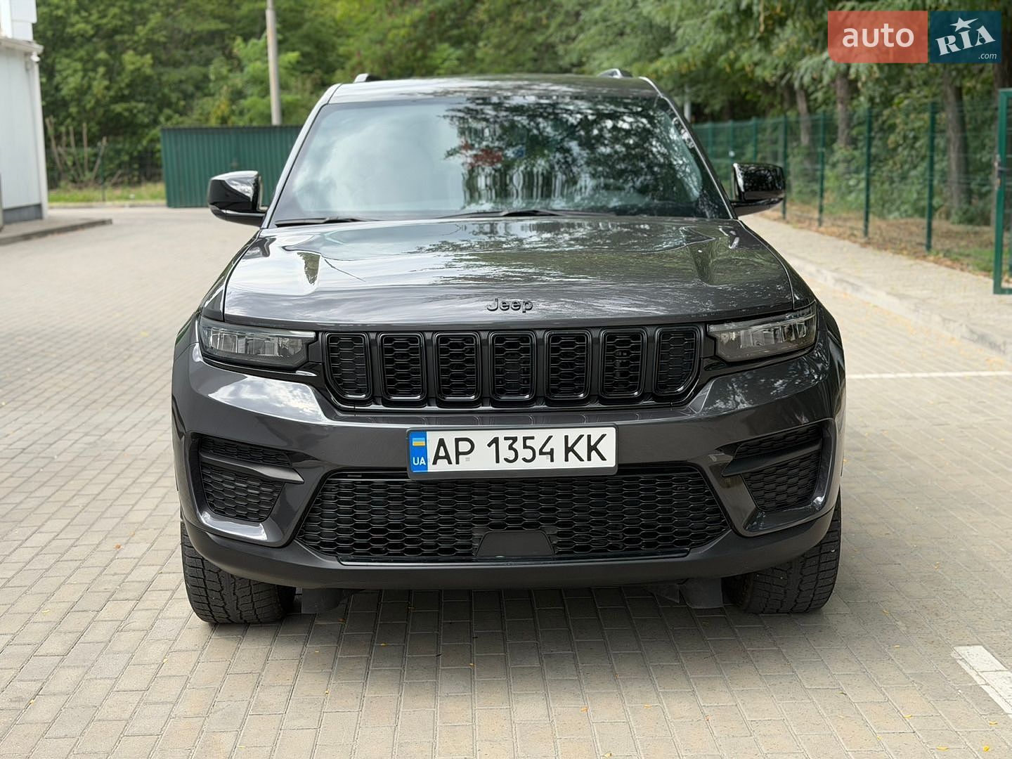 Jeep Grand Cherokee 2023 VIN 1C4RJHAG1PC540254 фото оголошення 8 з 11