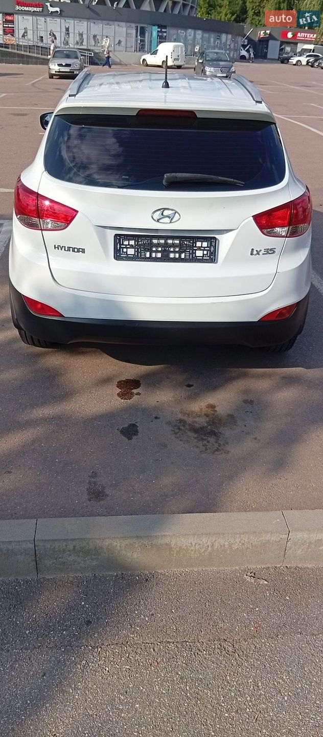 Hyundai ix35 2010 VIN U5YZT81AABL064257 фото оголошення 4 з 22