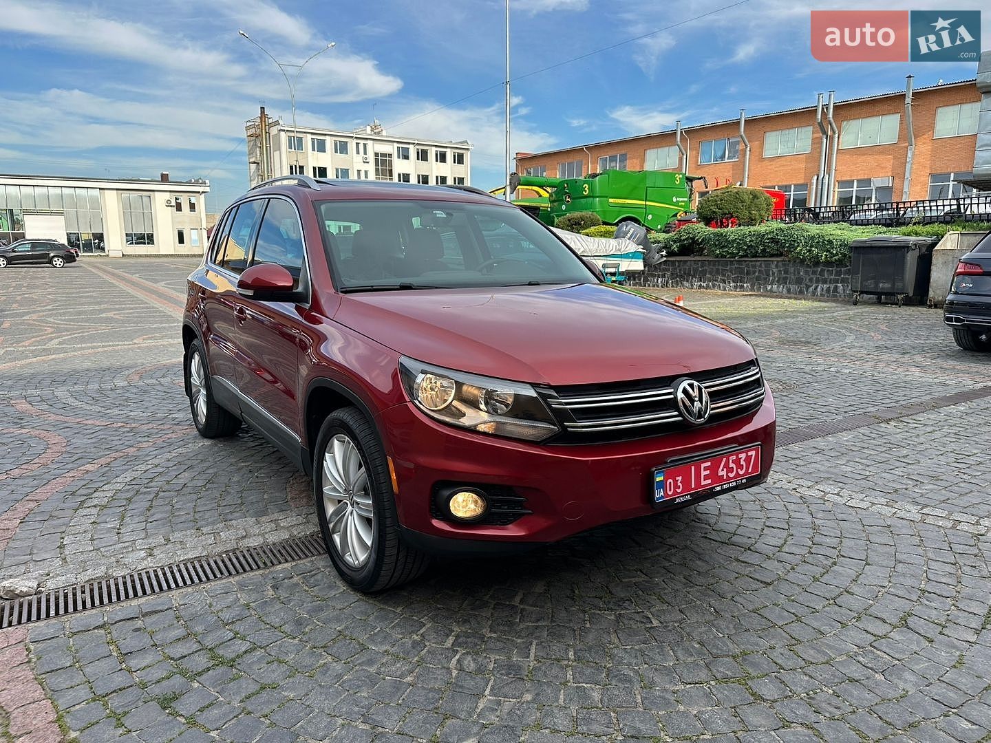 Volkswagen Tiguan 2015 VIN WVGAV7AX2FW109197 фото оголошення 4 з 22