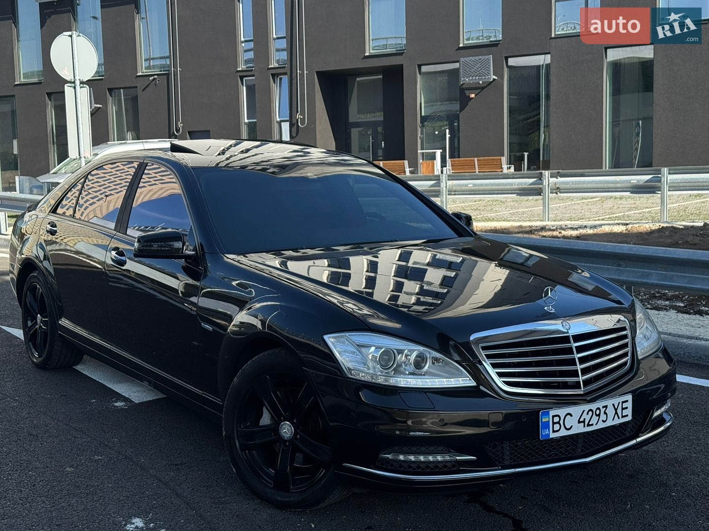 Mercedes-Benz S-Class 2006 VIN WDD2211711A030514 фото оголошення 4 з 26