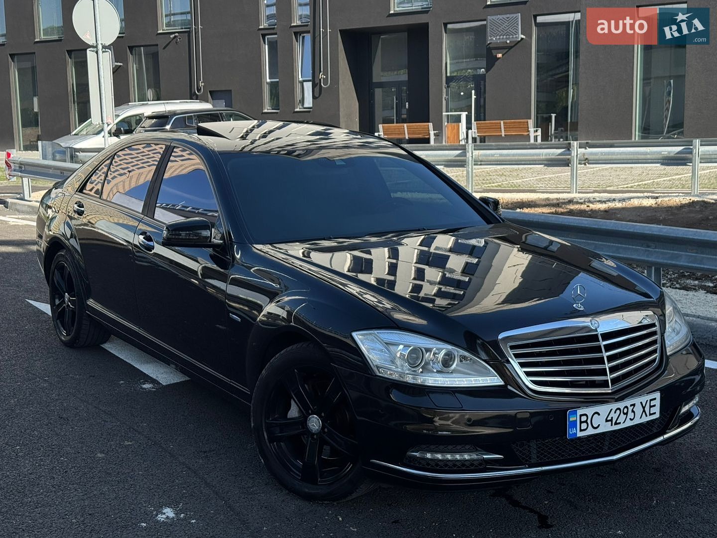 Mercedes-Benz S-Class 2006 VIN WDD2211711A030514 фото оголошення 3 з 26