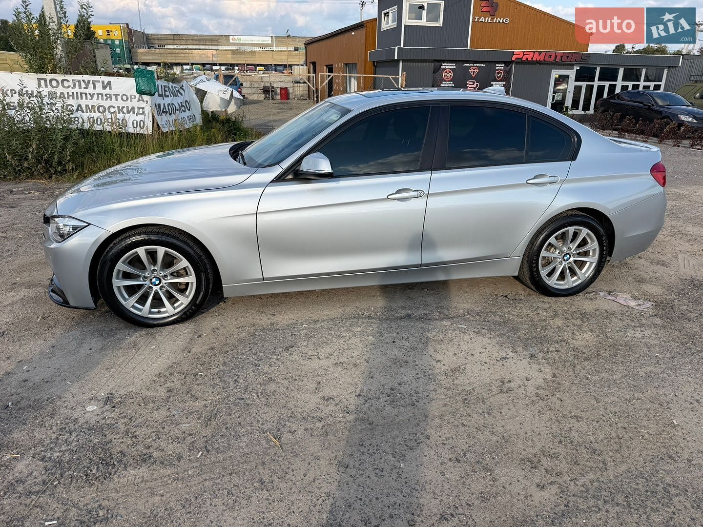 BMW 3 Series 2016 VIN WBA8E5G59GNU21566 фото оголошення 4 з 12
