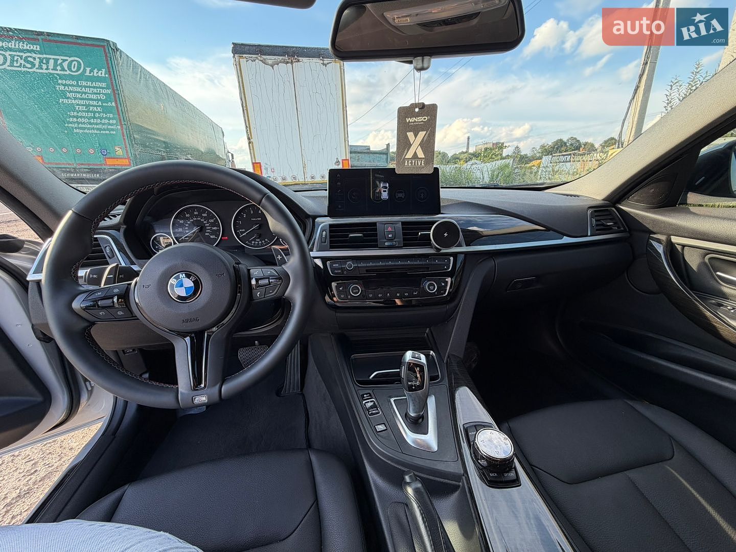 BMW 3 Series 2016 VIN WBA8E5G59GNU21566 фото оголошення 8 з 12