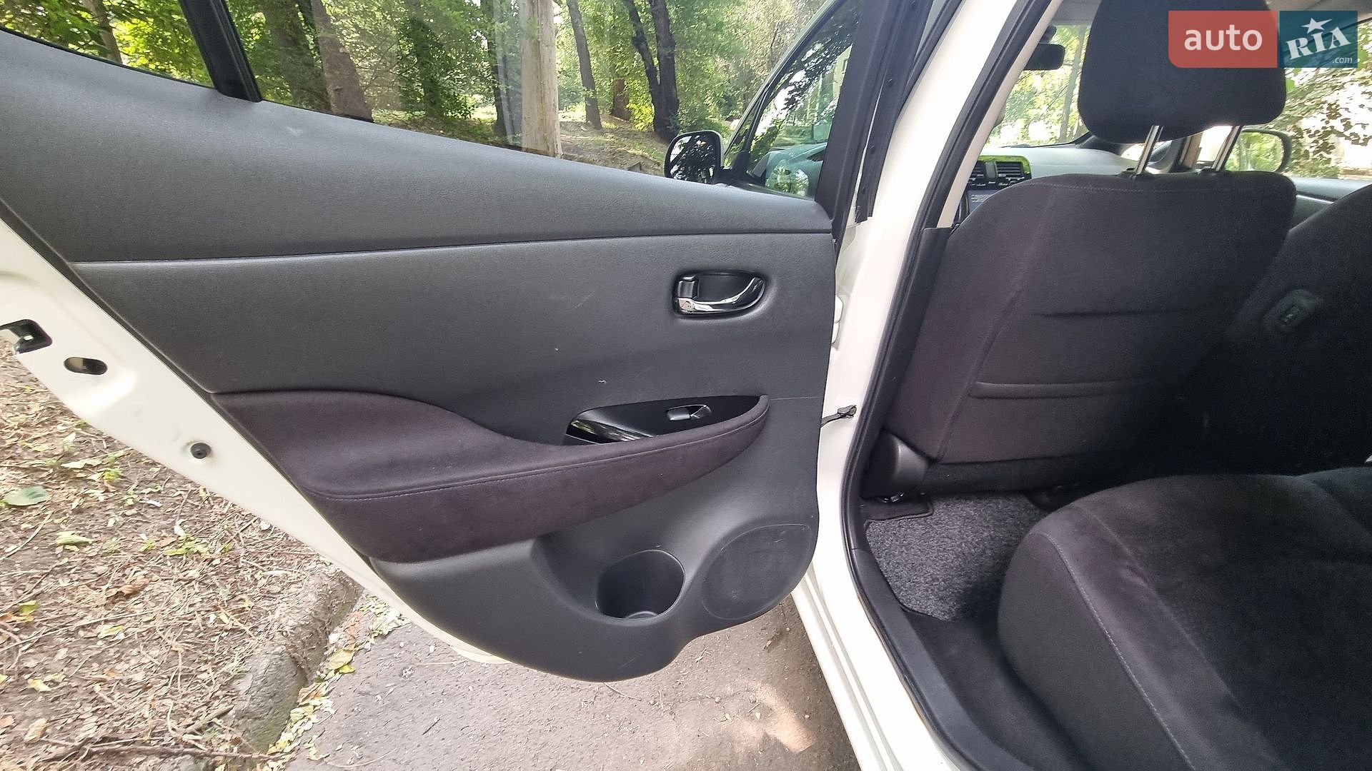 Nissan Leaf 2014 VIN SJNFAAZE0U6019059 фото оголошення 5 з 16