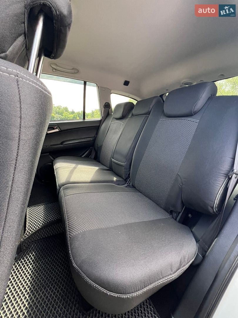 SsangYong Kyron 2012 VIN Y7WDJEA60C0015518 фото оголошення 14 з 25