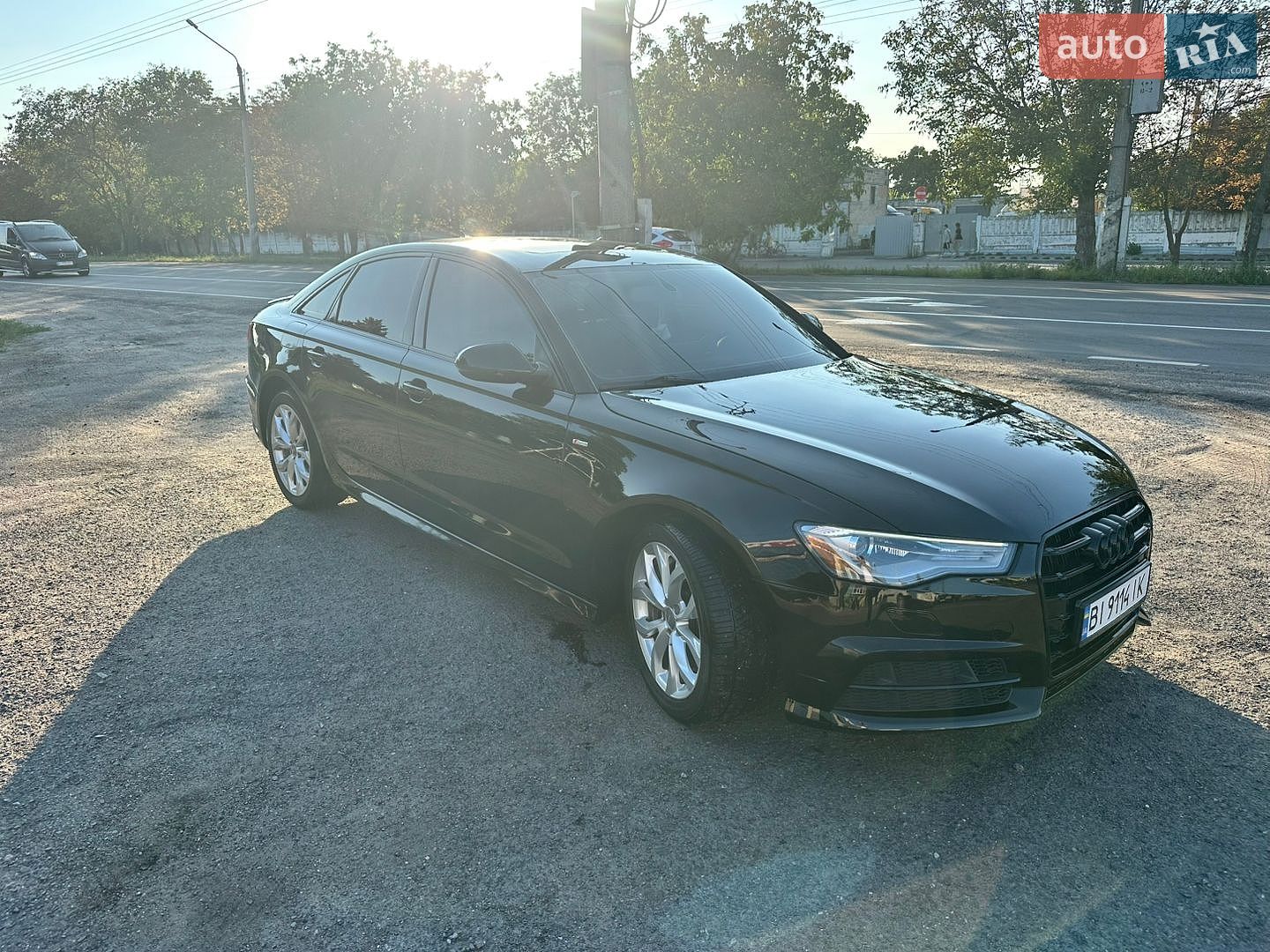 Audi A6 2017 VIN WAUF8AFC1JN068092 фото оголошення 8 з 10