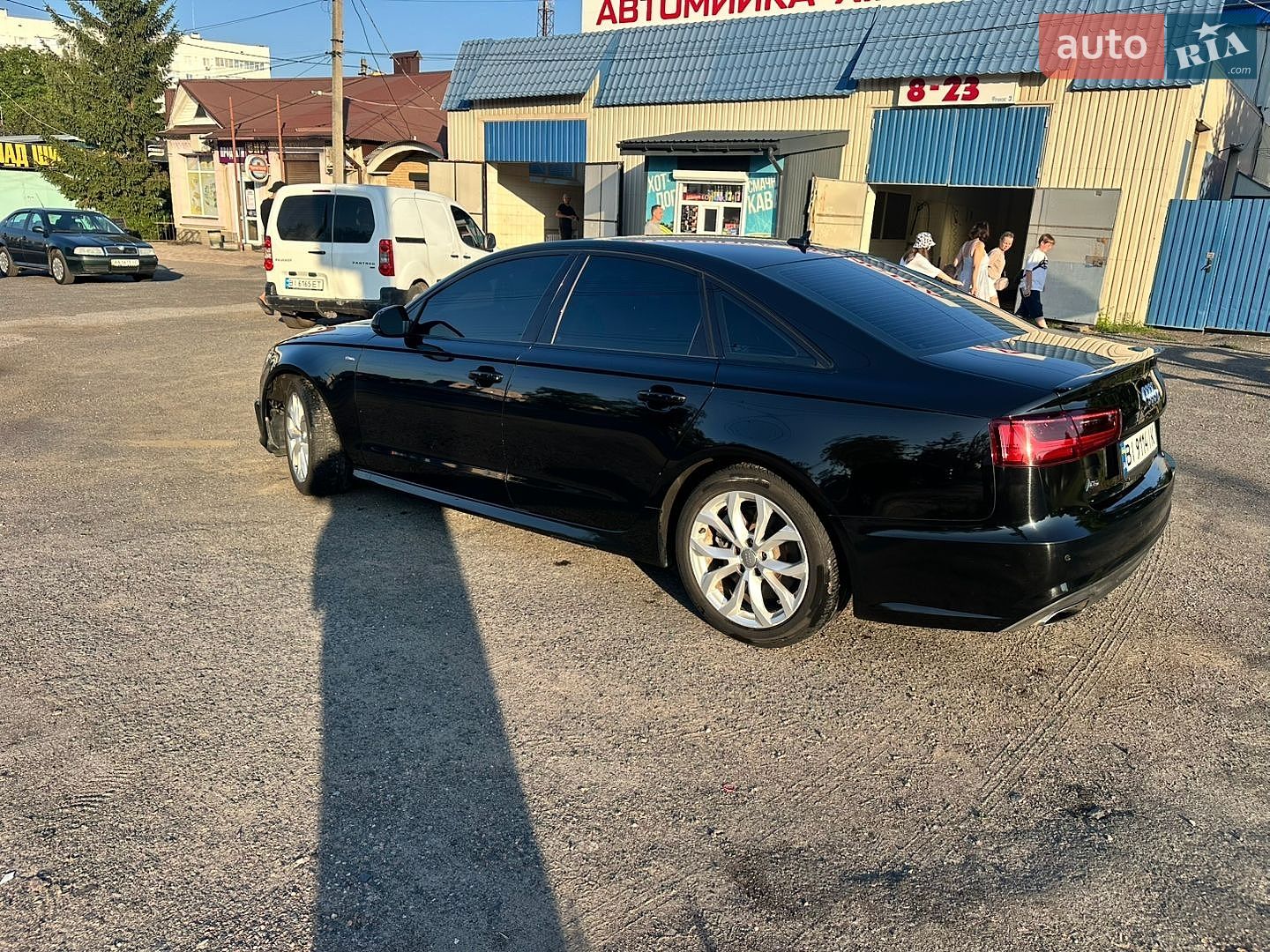 Audi A6 2017 VIN WAUF8AFC1JN068092 фото оголошення 4 з 10