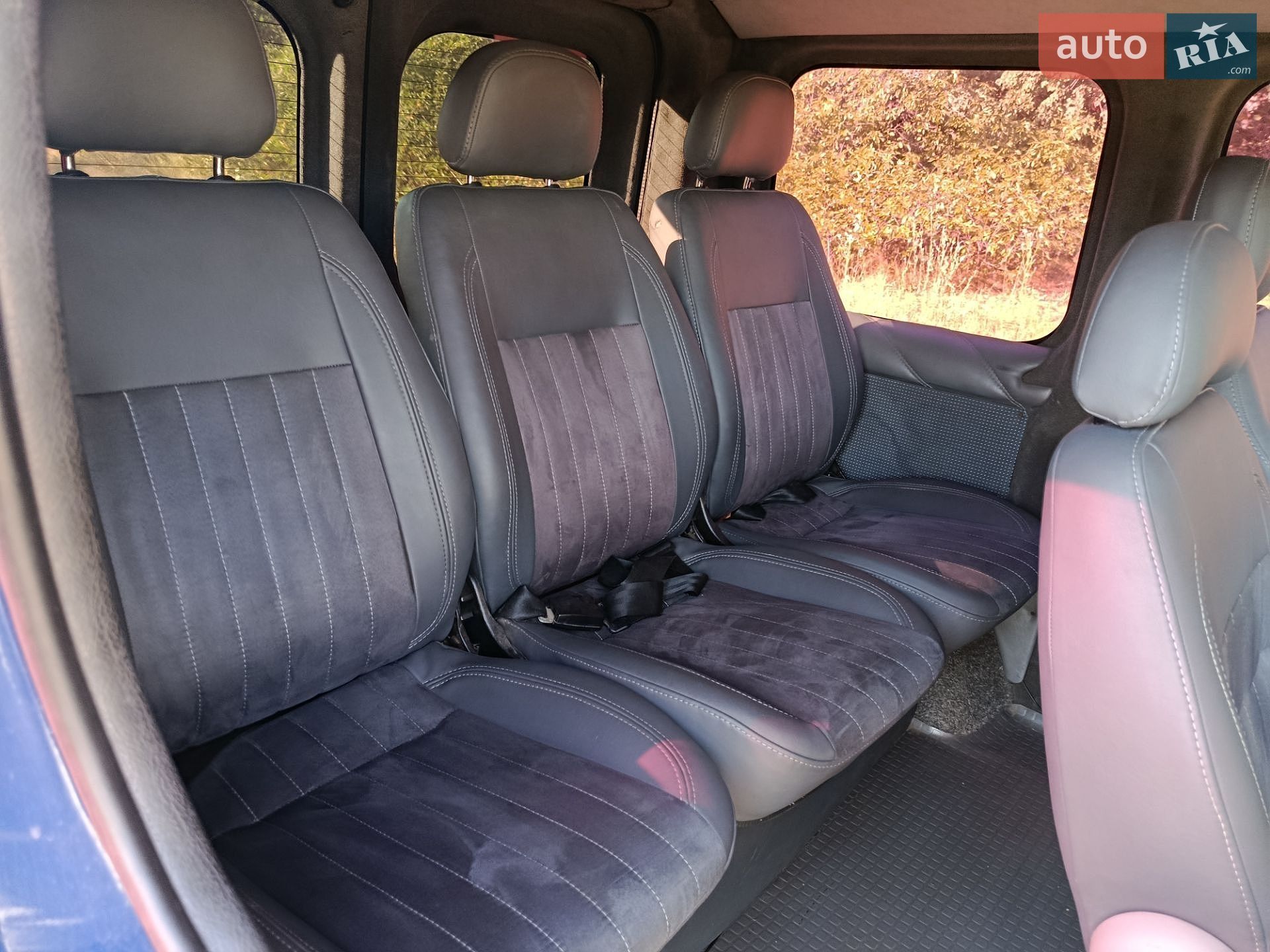 Renault Trafic 2006 VIN VF1FLACA66Y158963 фото оголошення 2 з 25