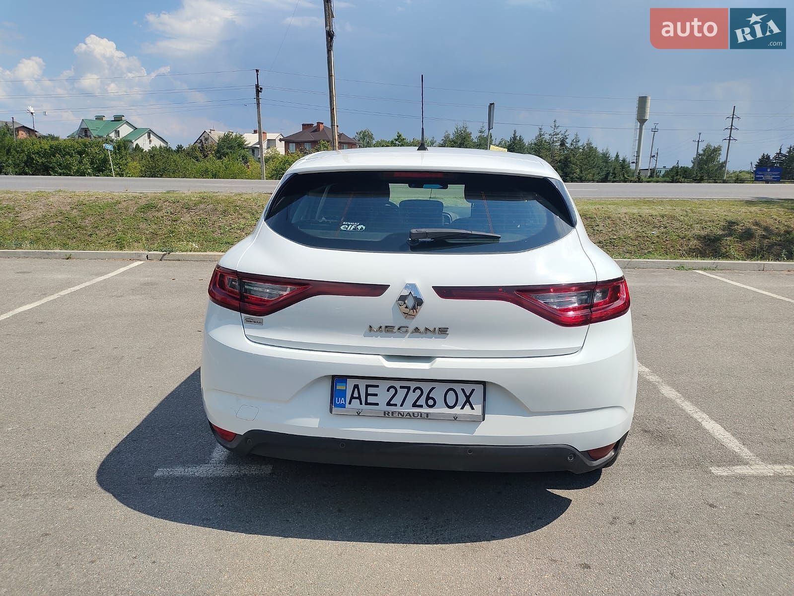 Renault Megane 2017 VIN VF1RFB00058541381 фото оголошення 4 з 17