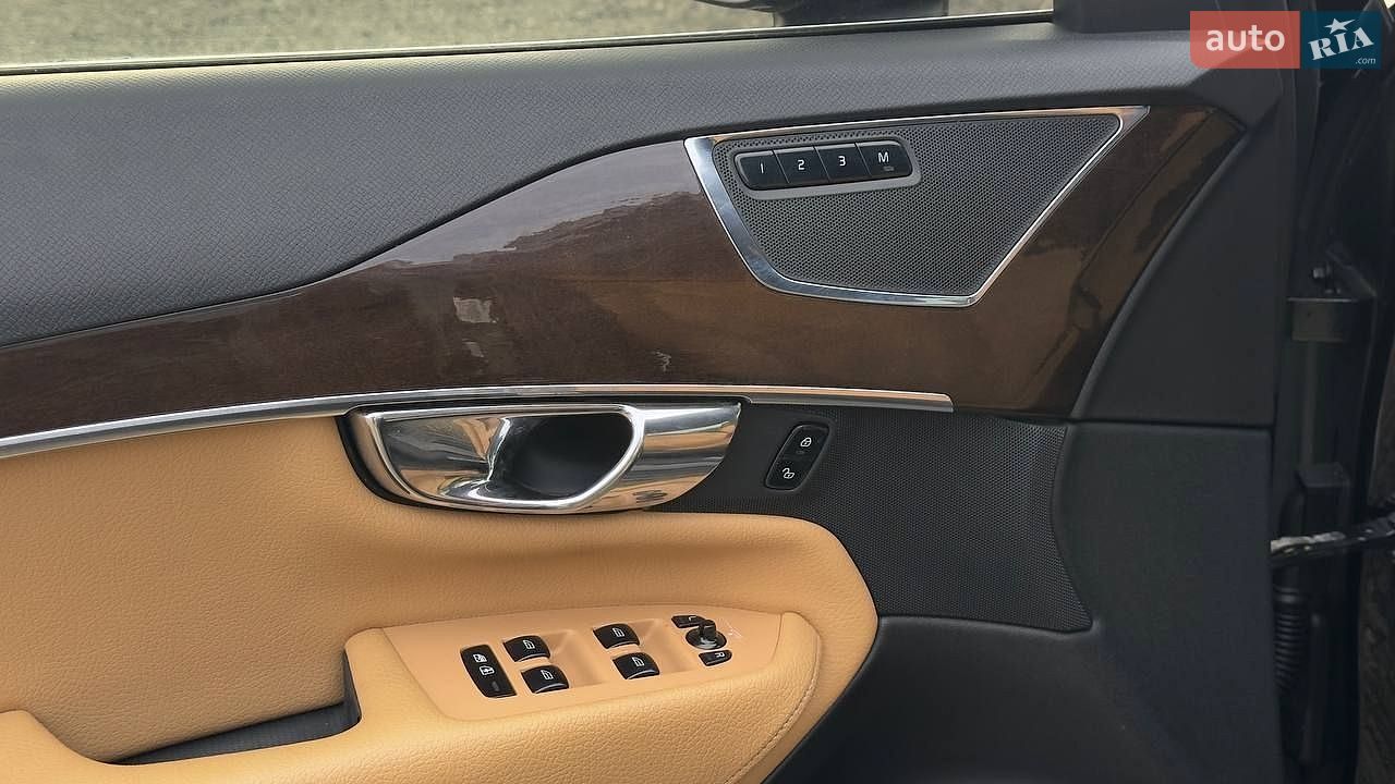 Volvo XC90 2016 VIN YV4A22PK0G1062422 фото оголошення 18 з 31