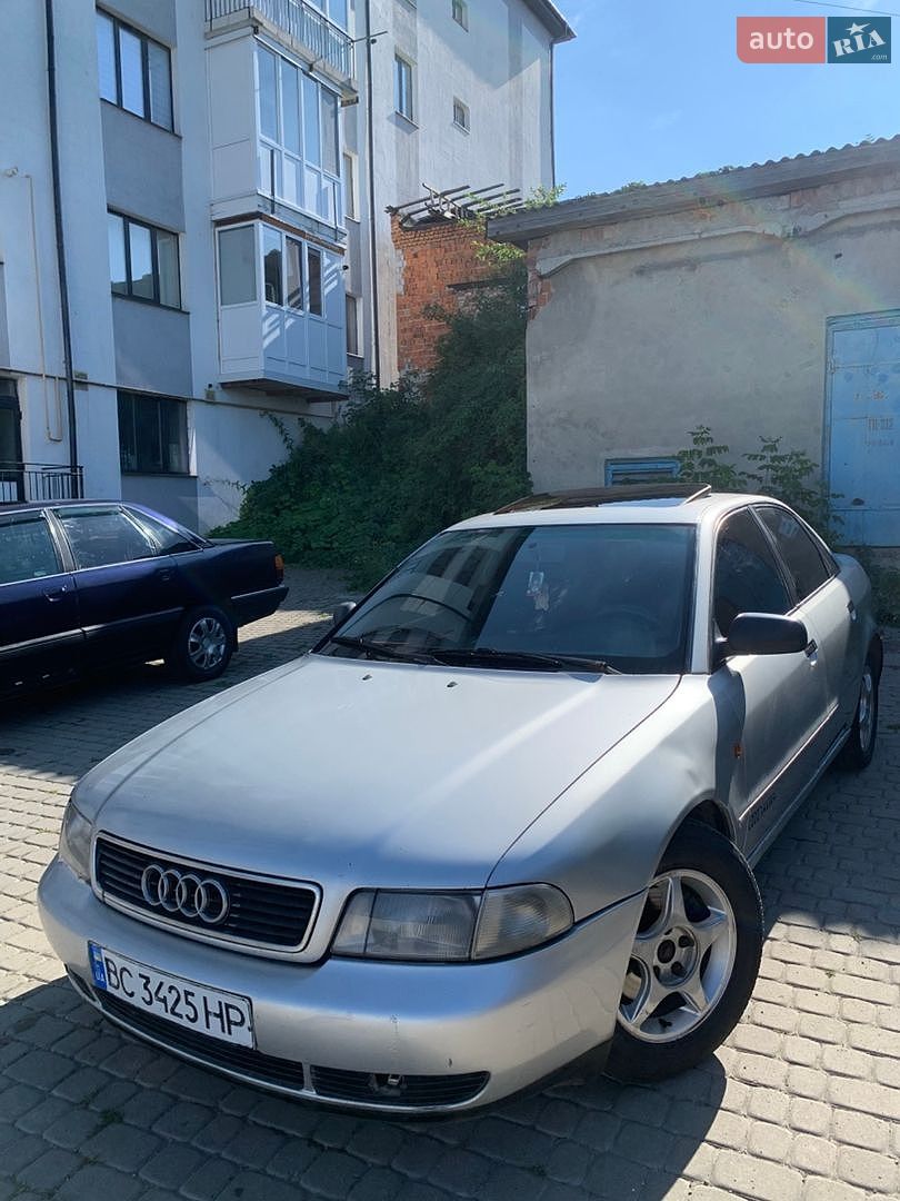 Audi A4 1995 VIN WAUZZZ8DZSA028252 фото оголошення 5 з 11