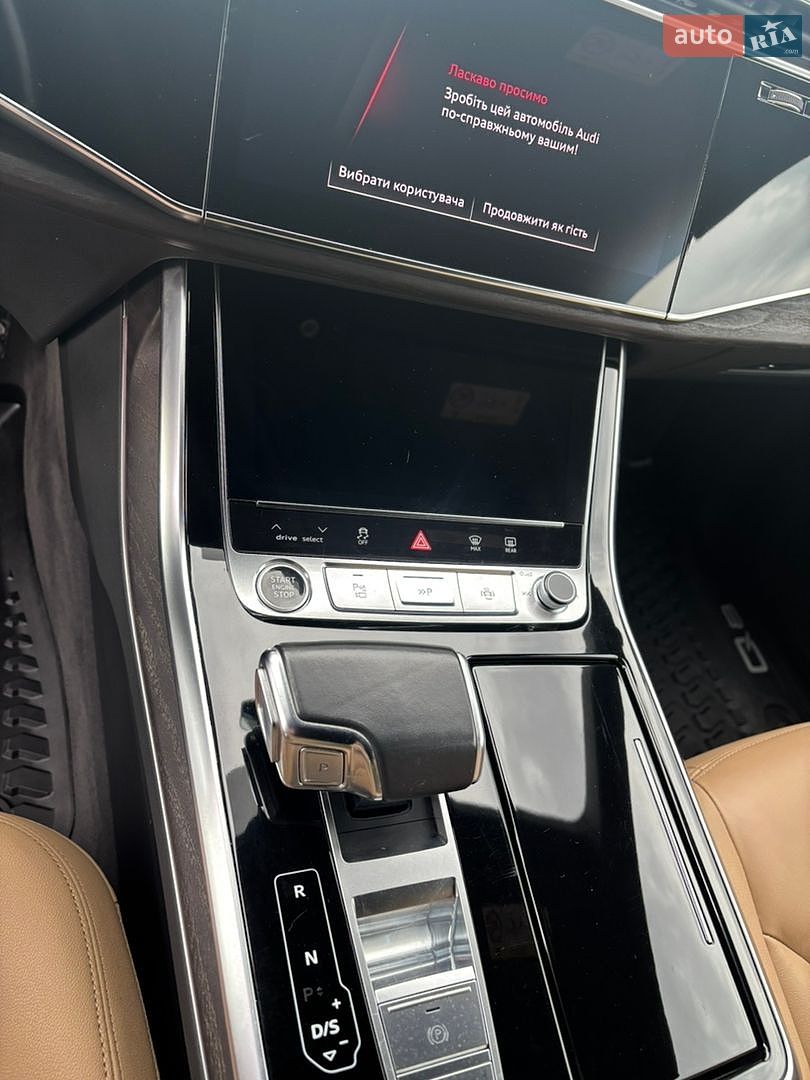 Audi Q8 2021 VIN WAUZZZF17MD031095 фото оголошення 23 з 37