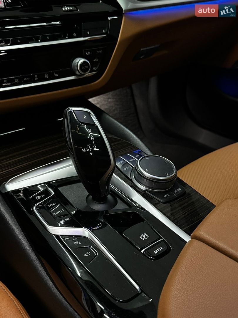BMW 5 Series 2021 VIN WBA73BJ09MWX18159 фото оголошення 12 з 14