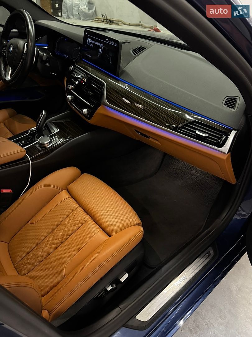 BMW 5 Series 2021 VIN WBA73BJ09MWX18159 фото оголошення 13 з 14