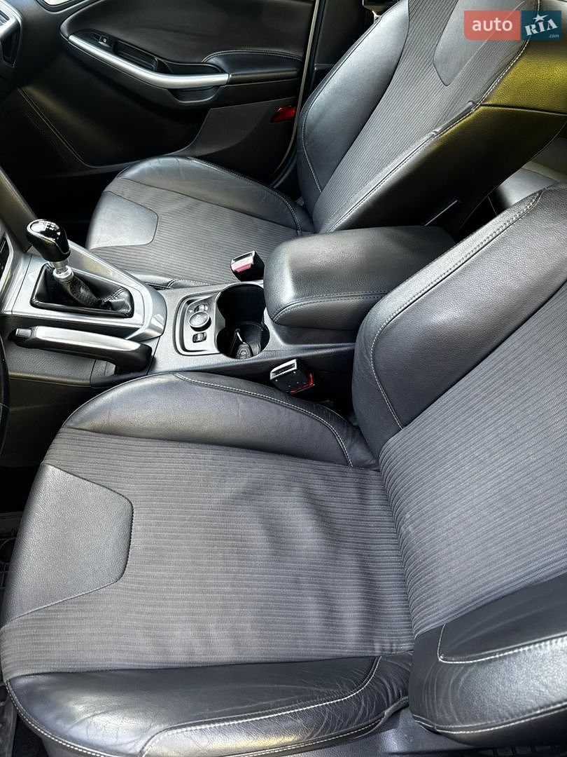 Ford Focus 2011 VIN WF0KXXGCBKBK67103 фото оголошення 13 з 22