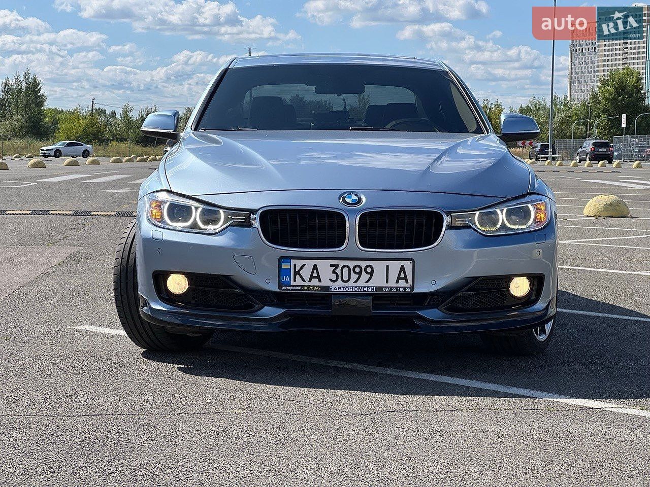 BMW 3 Series 2014 VIN WBA3B9C55EF588756 фото оголошення 2 з 26