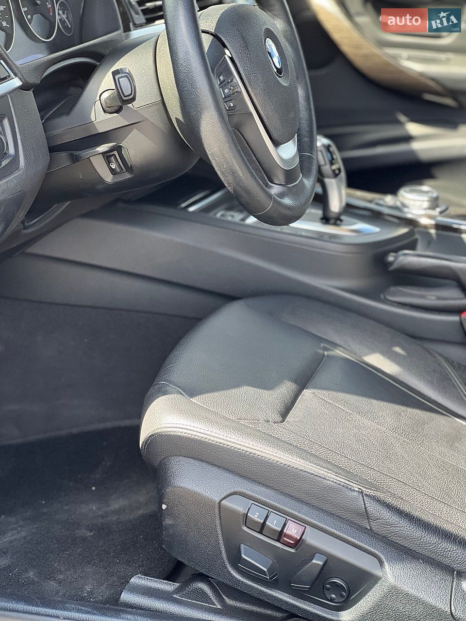 BMW 3 Series 2014 VIN WBA3B9C55EF588756 фото оголошення 14 з 26