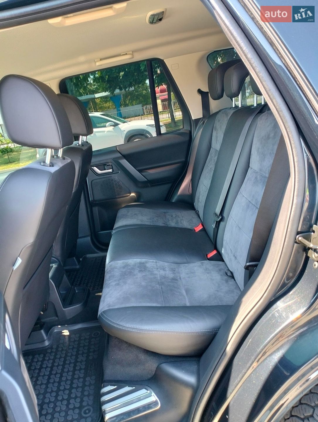 Land Rover Freelander 2011 VIN SALFA2BE9BH264567 фото оголошення 77 з 87