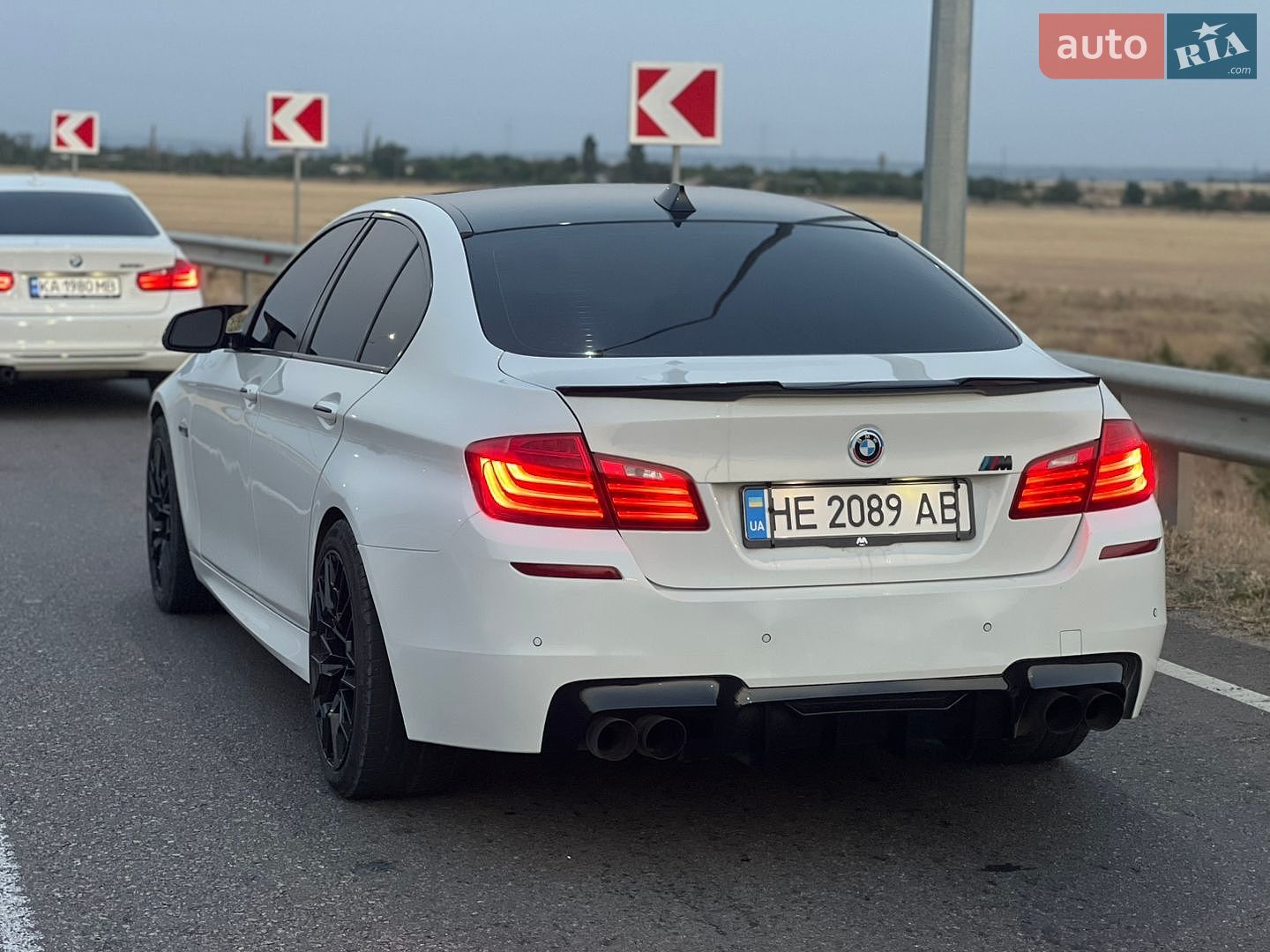 BMW 5 Series 2015 VIN WBA5A7C58GG144218 фото оголошення 14 з 20