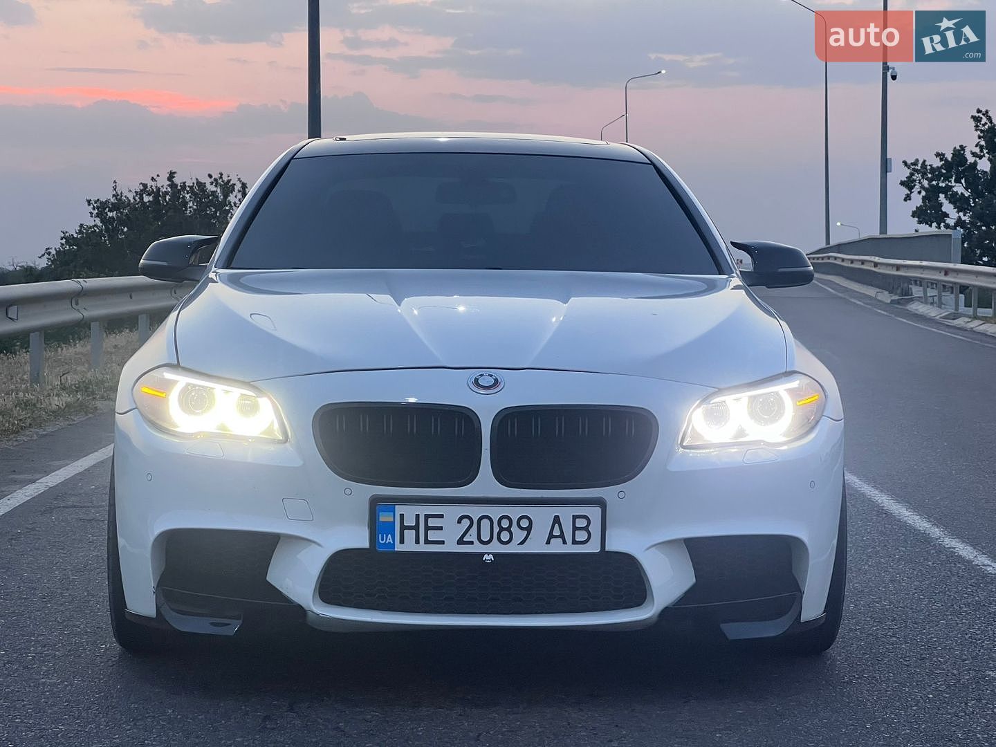 BMW 5 Series 2015 VIN WBA5A7C58GG144218 фото оголошення 16 з 20