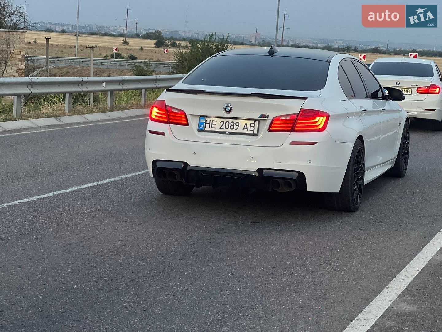 BMW 5 Series 2015 VIN WBA5A7C58GG144218 фото оголошення 12 з 20