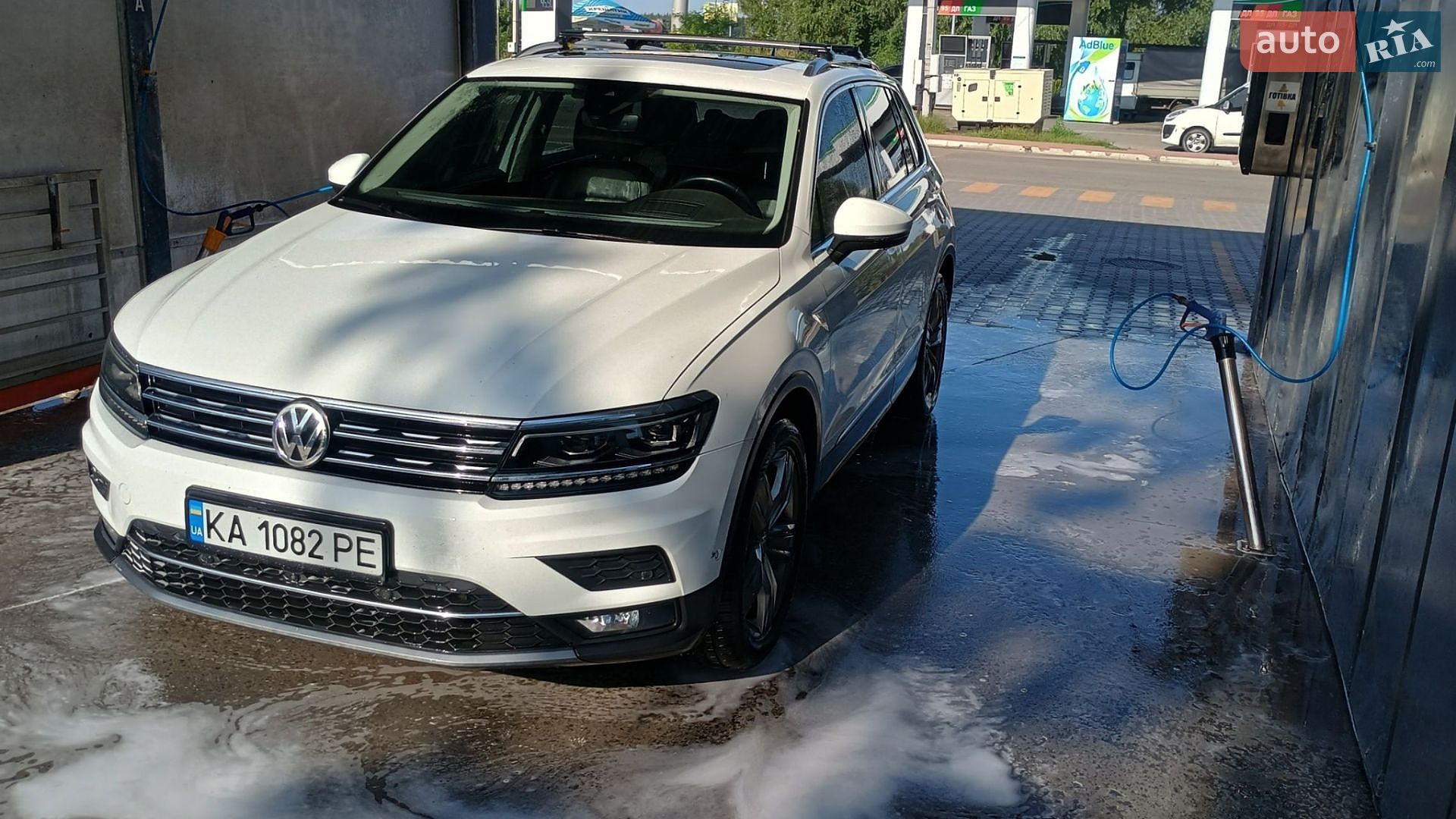 Volkswagen Tiguan 2018 VIN WVGZZZ5NZJW930725 фото оголошення 4 з 25