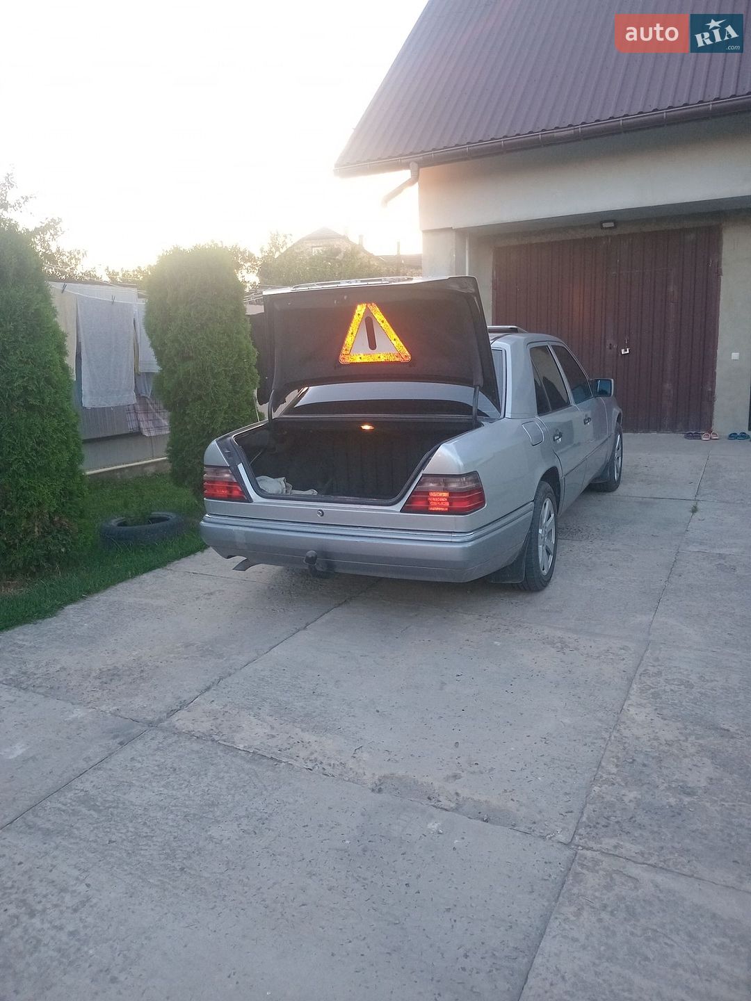 Mercedes-Benz E-Class 1993 VIN WDB1241261J017776 фото оголошення 5 з 23