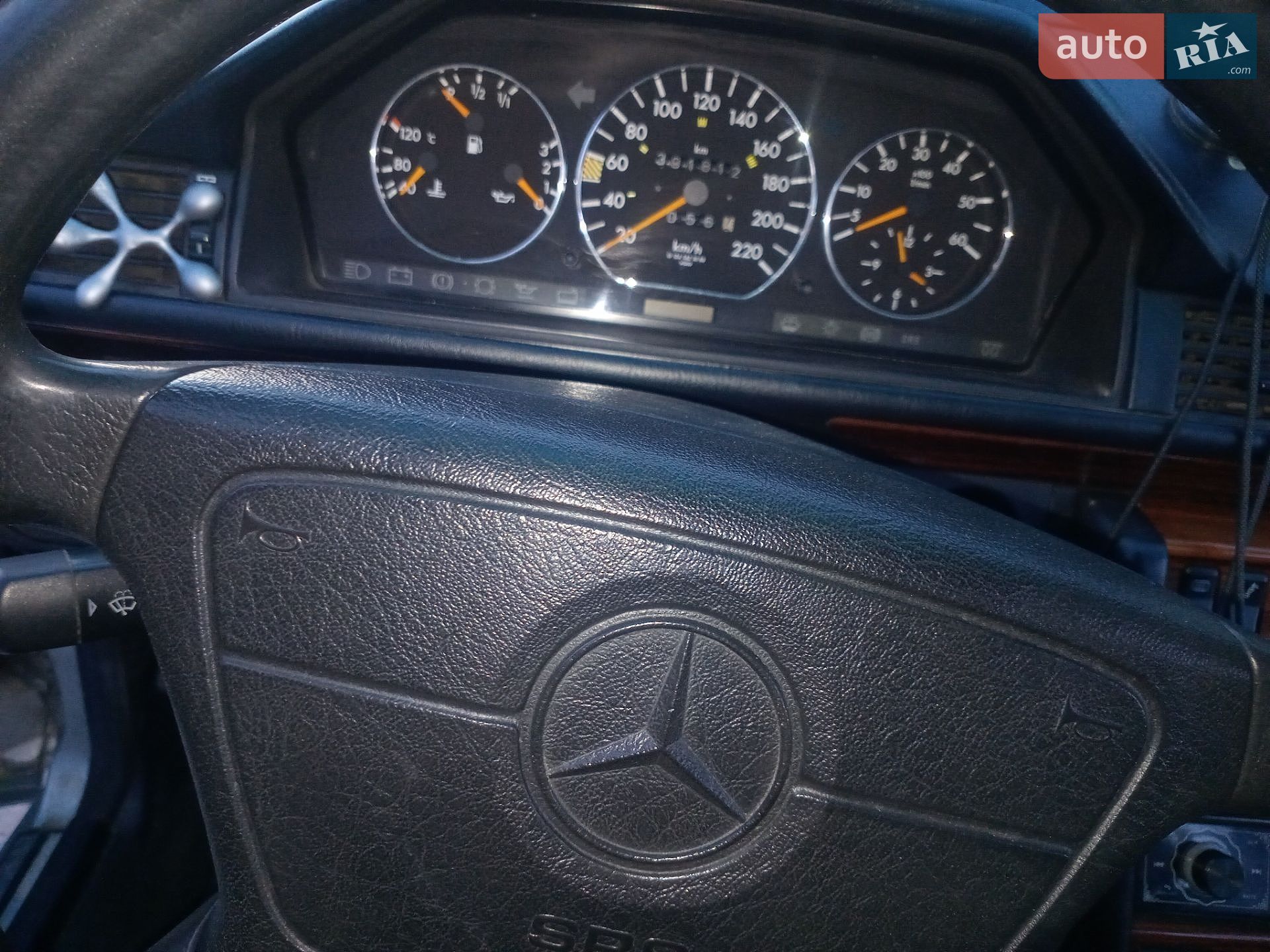 Mercedes-Benz E-Class 1993 VIN WDB1241261J017776 фото оголошення 9 з 23