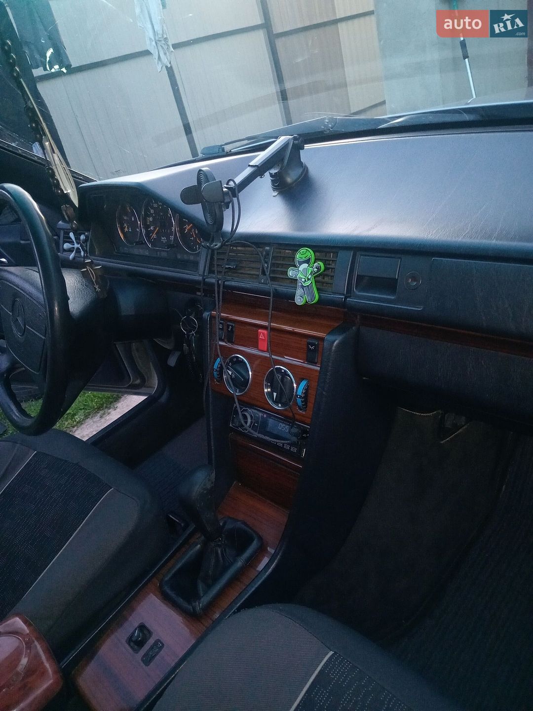 Mercedes-Benz E-Class 1993 VIN WDB1241261J017776 фото оголошення 12 з 23