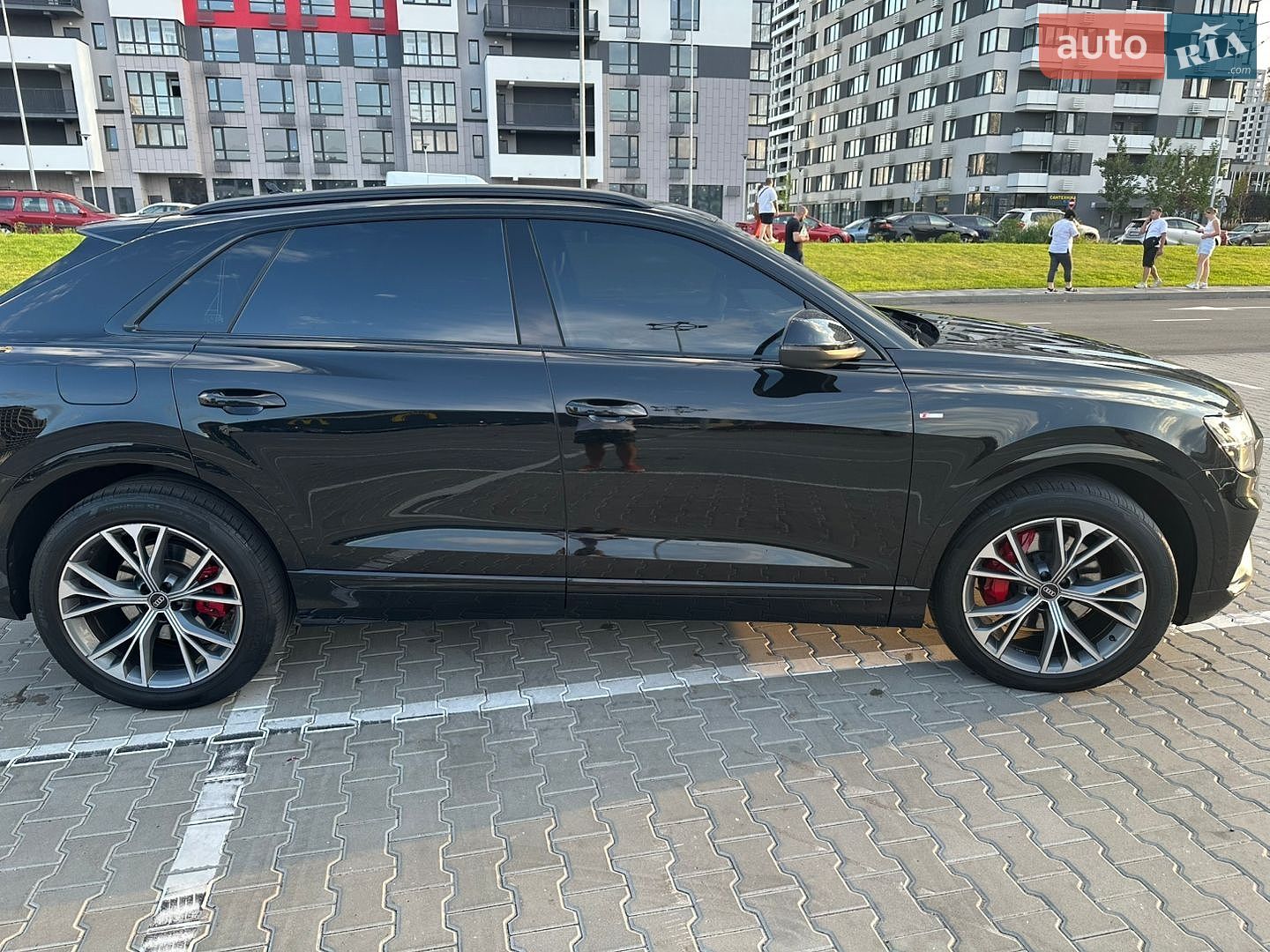 Audi Q8 2023 VIN WAUZZZF17PD030971 фото оголошення 3 з 55