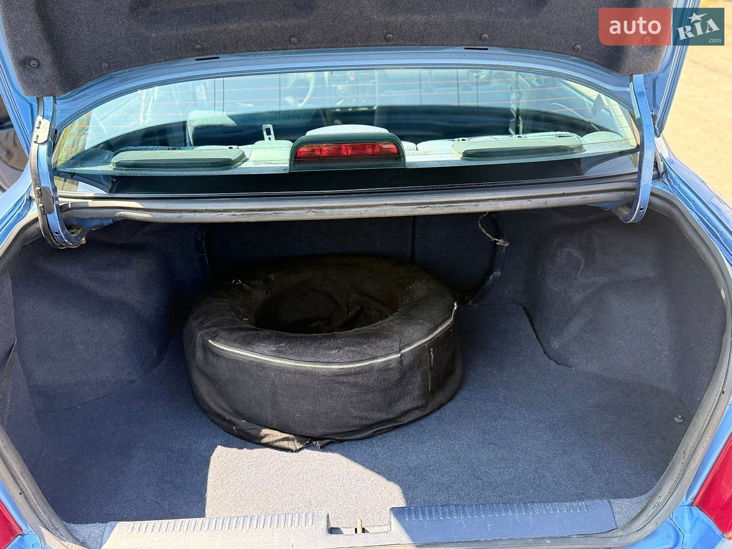 Mitsubishi Carisma 2001 VIN XMCSNDA1A1F022150 фото оголошення 12 з 13