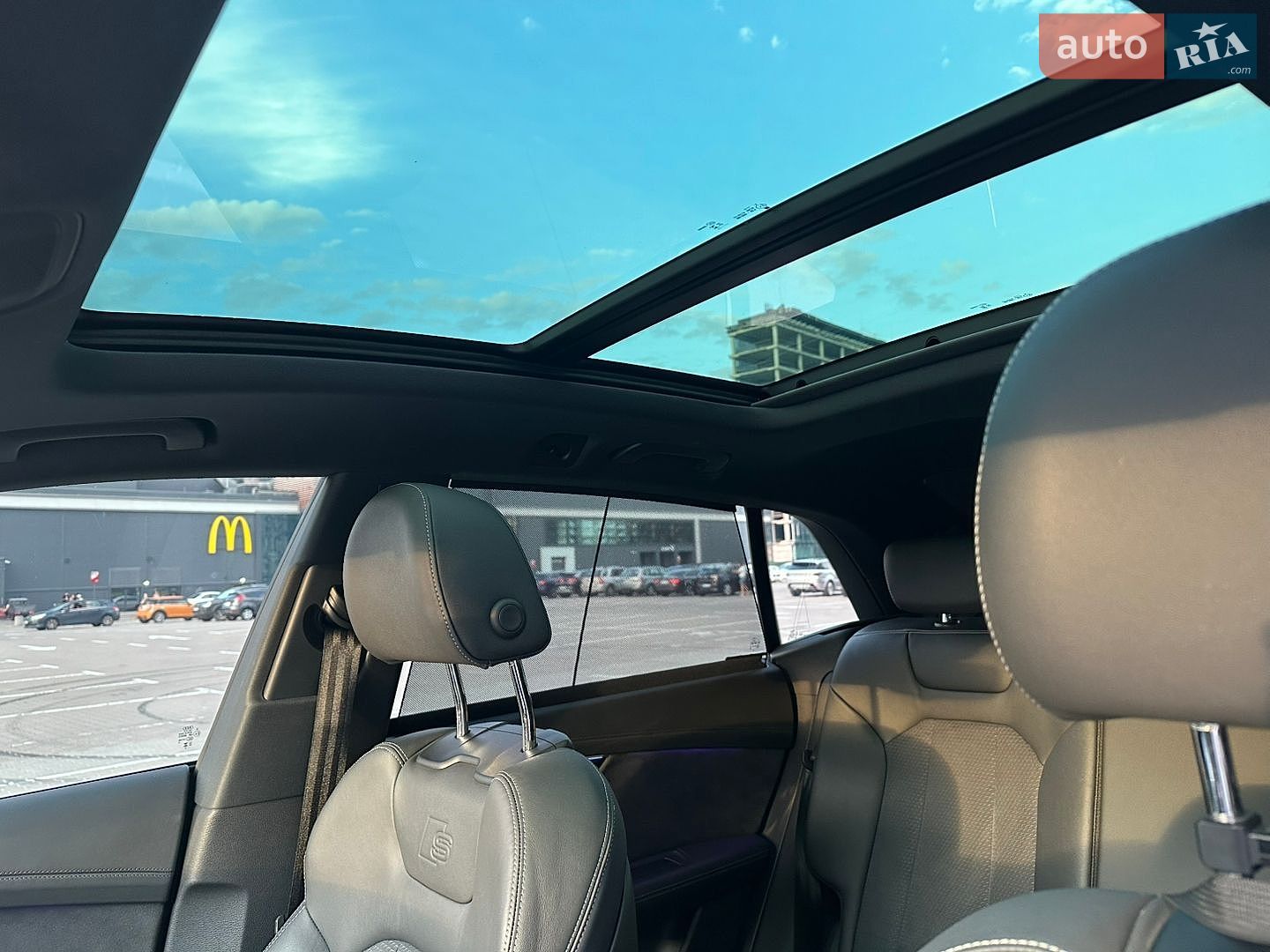 Audi Q8 2023 VIN WAUZZZF17PD030971 фото оголошення 19 з 55