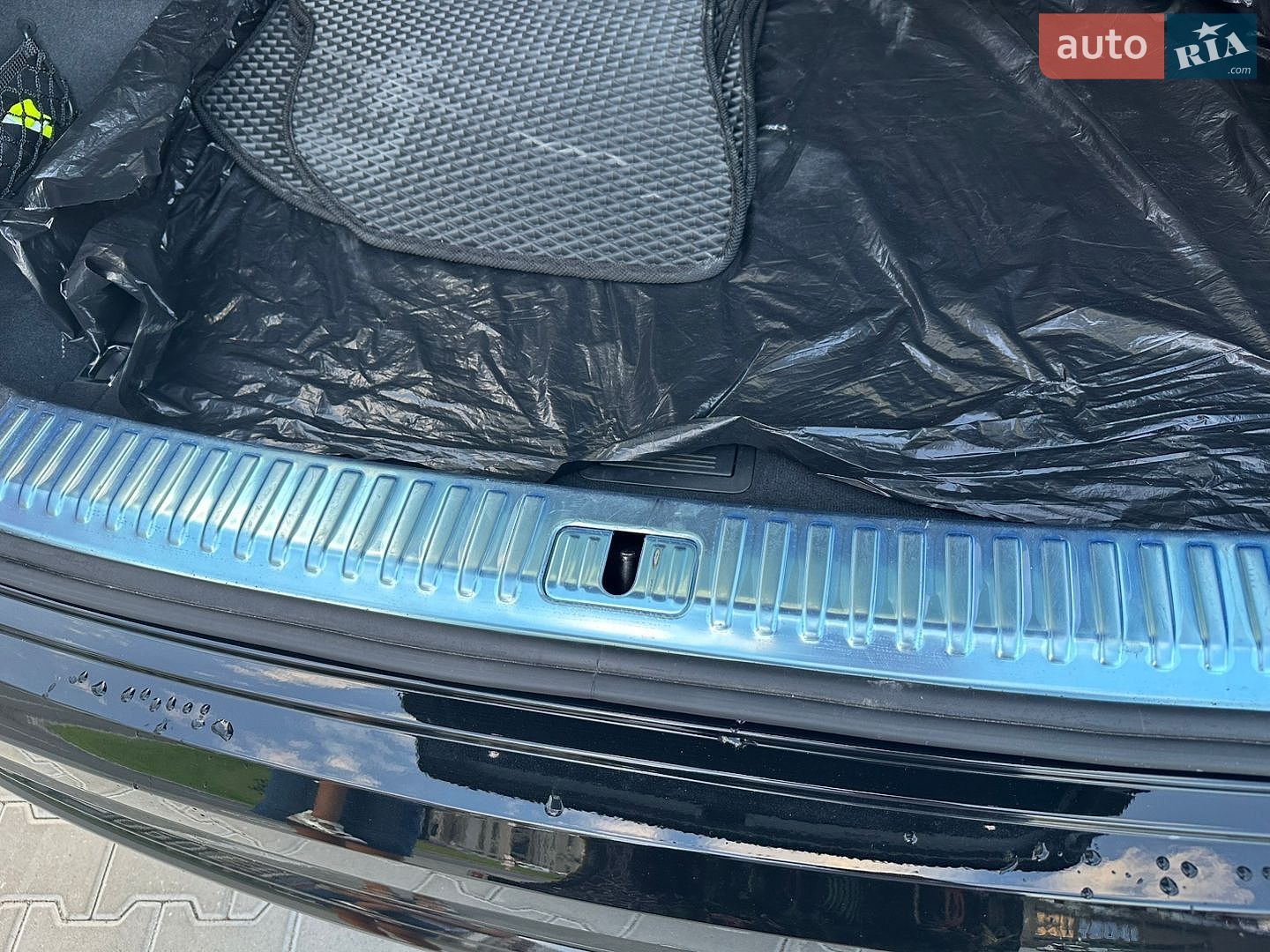 Audi Q8 2023 VIN WAUZZZF17PD030971 фото оголошення 33 з 55