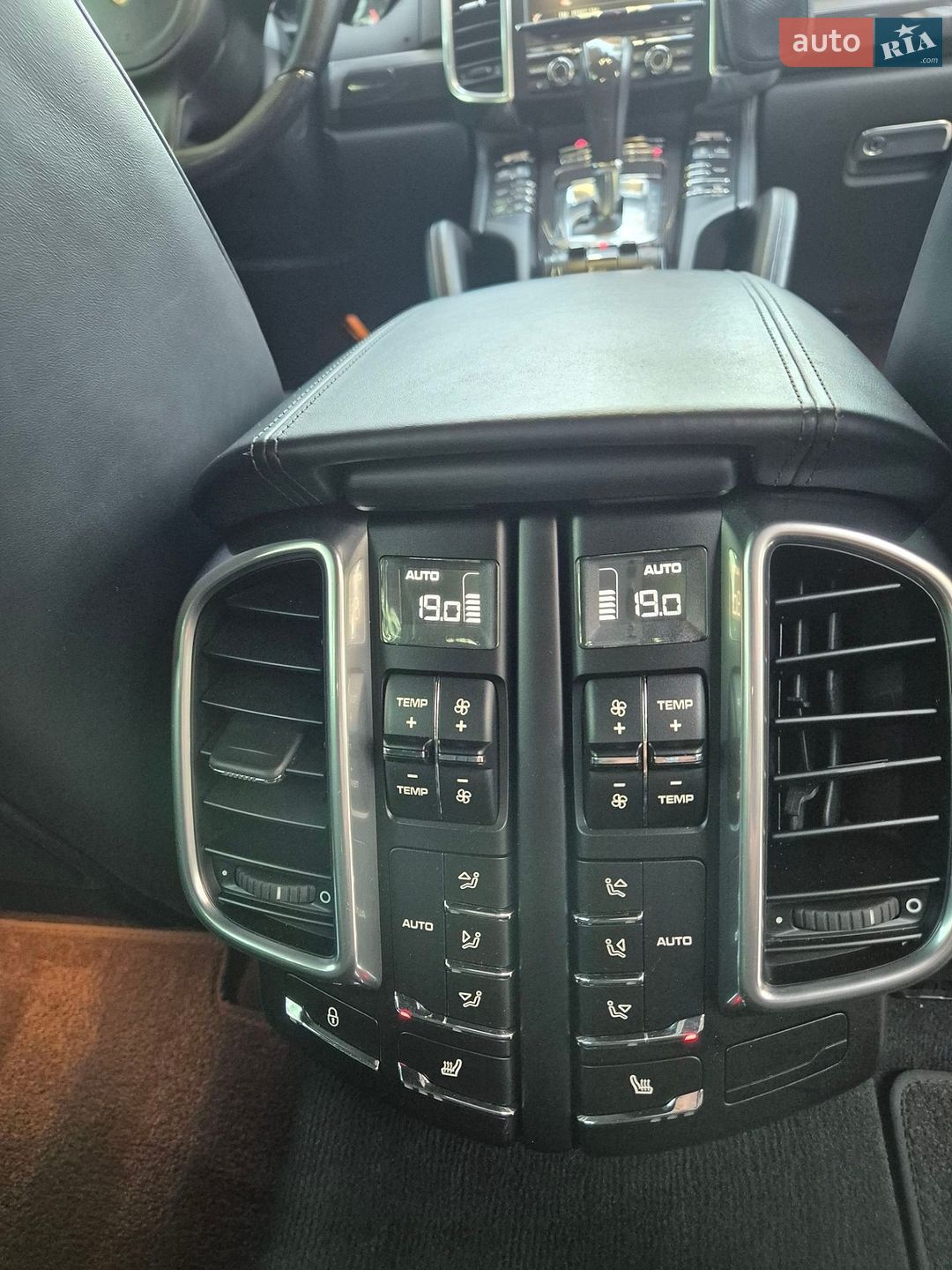 Porsche Cayenne 2013 VIN WP1ZZZ92ZDLA84355 фото оголошення 32 з 41