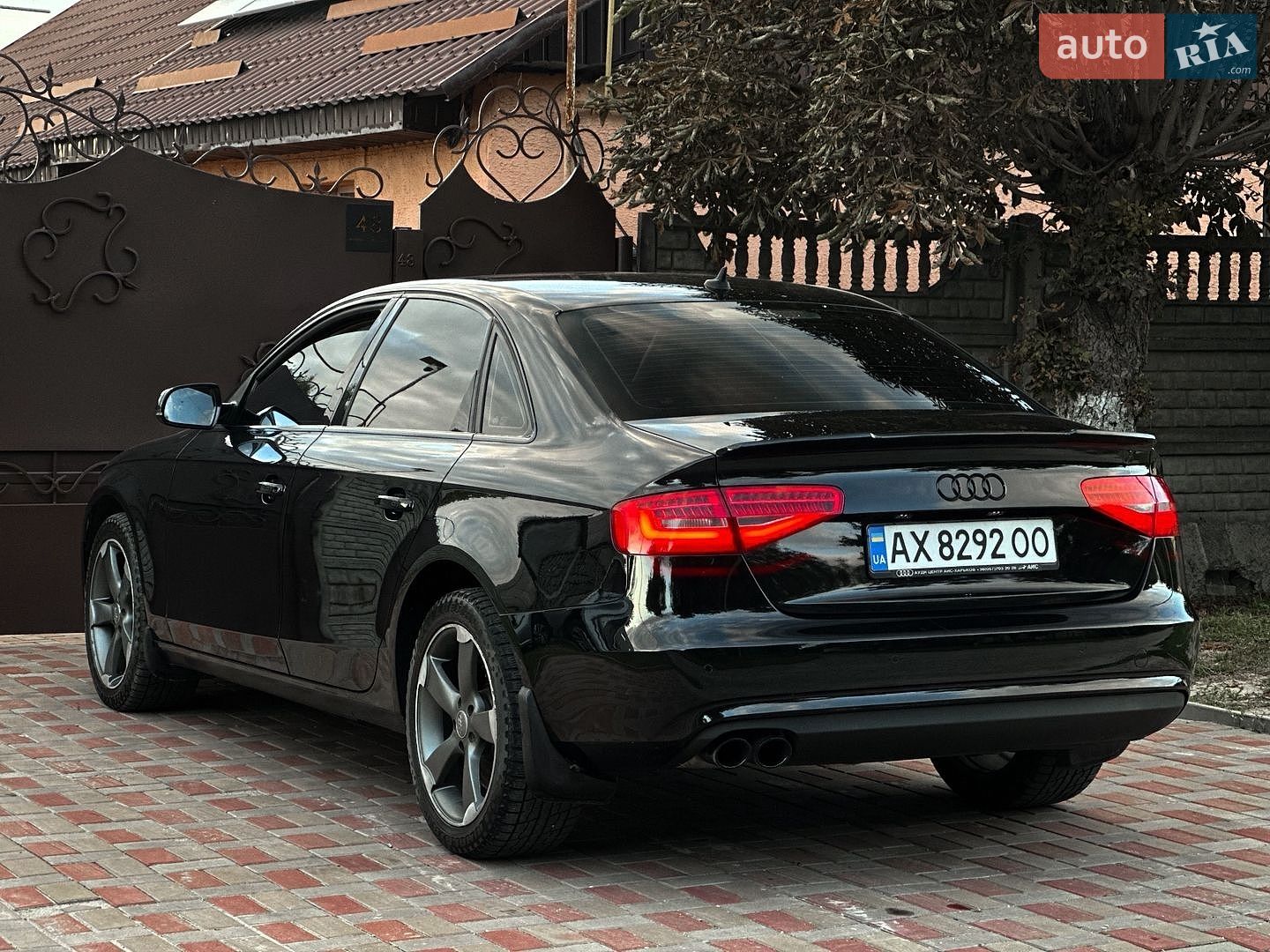 Audi A4 2013 VIN WAUZZZ8K4DN039610 фото оголошення 6 з 19