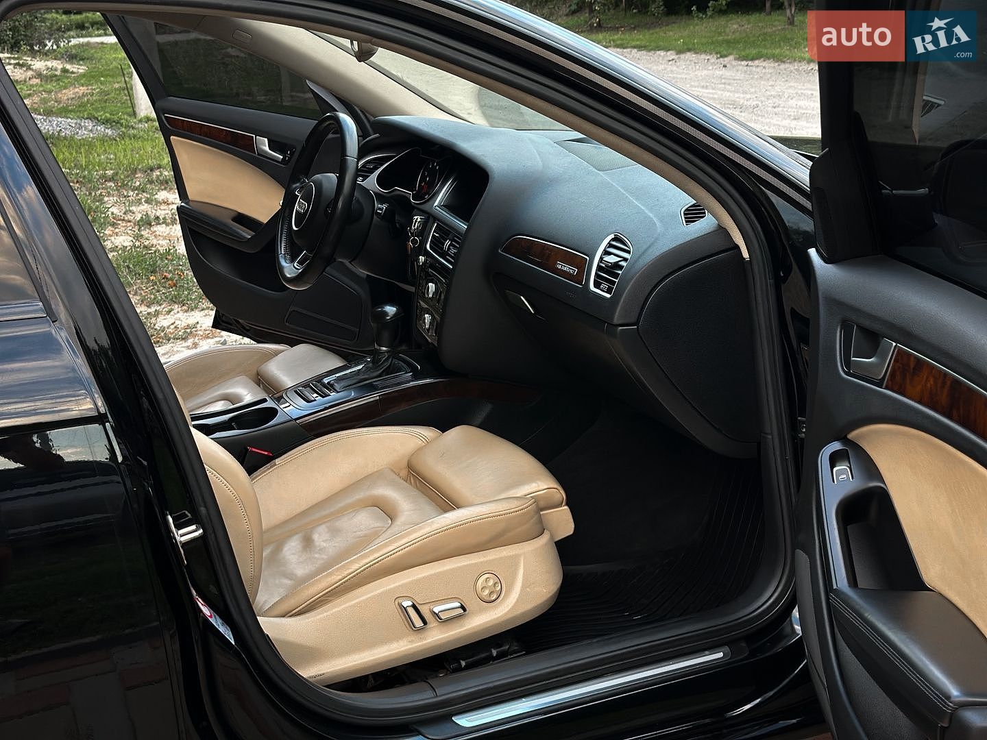 Audi A4 2013 VIN WAUZZZ8K4DN039610 фото оголошення 15 з 19