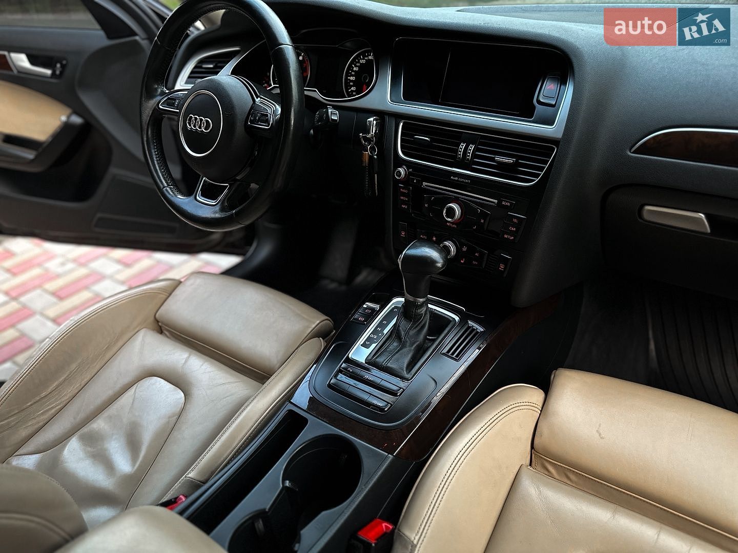 Audi A4 2013 VIN WAUZZZ8K4DN039610 фото оголошення 17 з 19