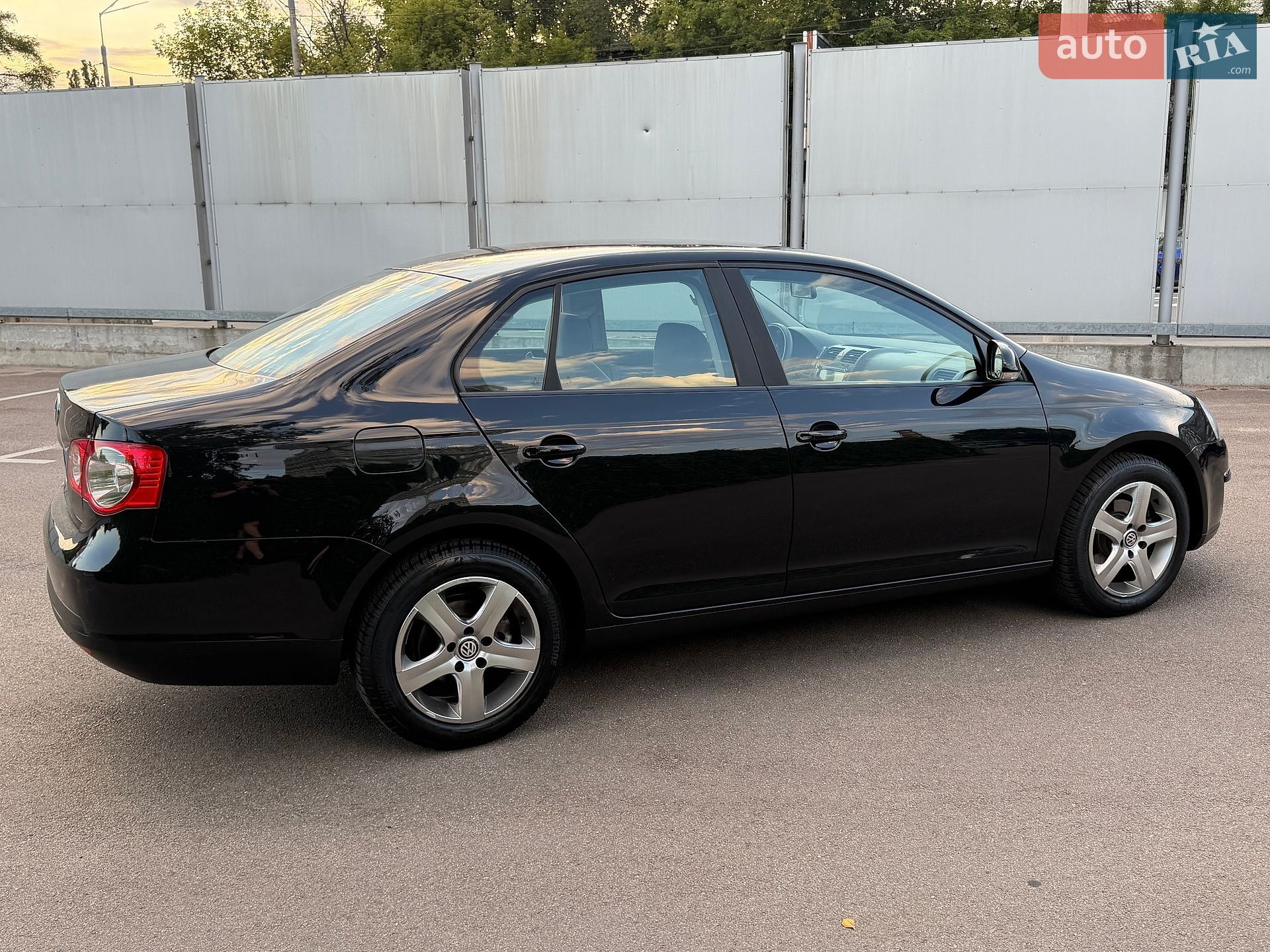 Volkswagen Jetta 2007 VIN WVWZZZ1KZ7M177307 фото оголошення 9 з 70
