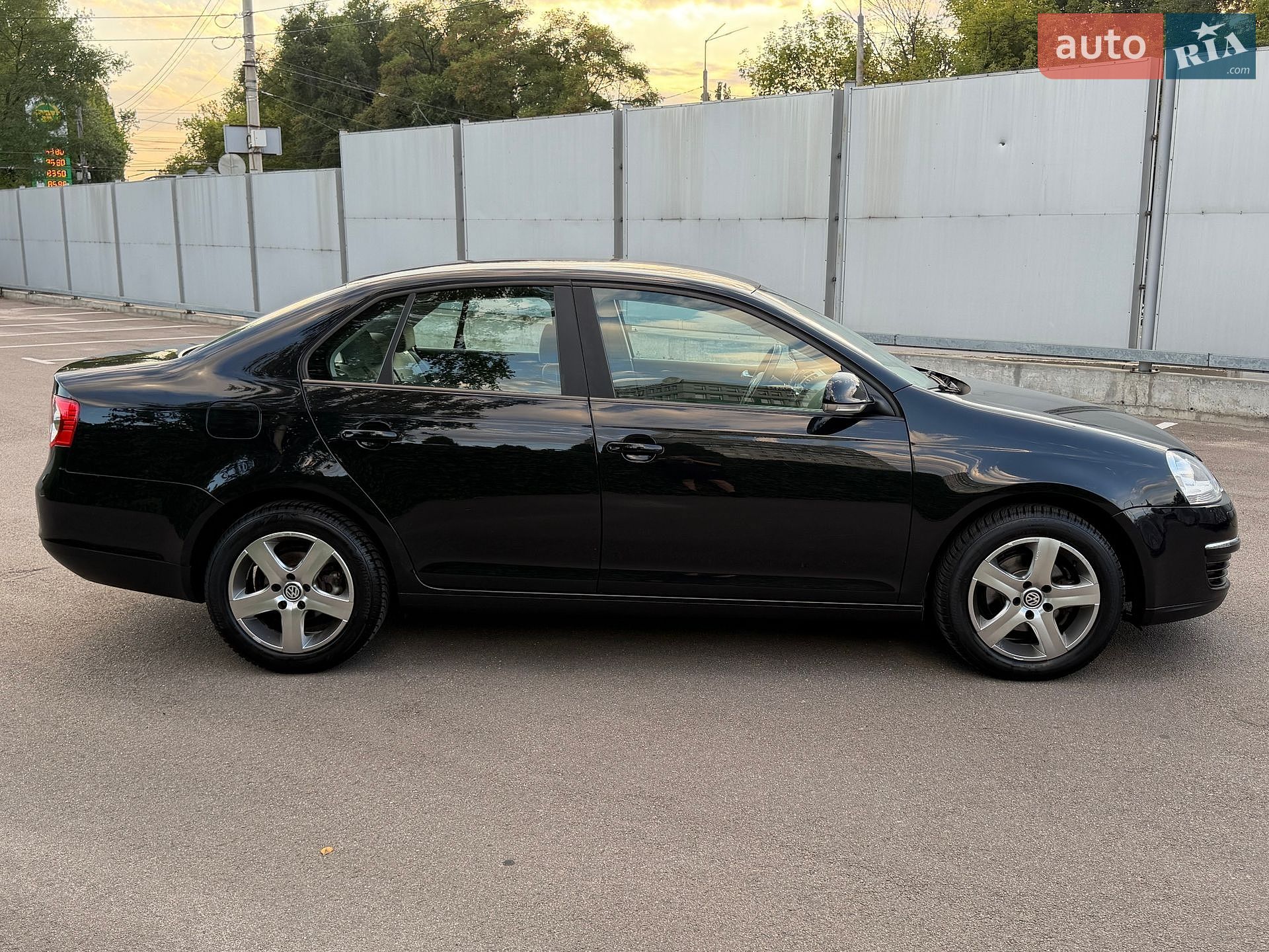Volkswagen Jetta 2007 VIN WVWZZZ1KZ7M177307 фото оголошення 10 з 70