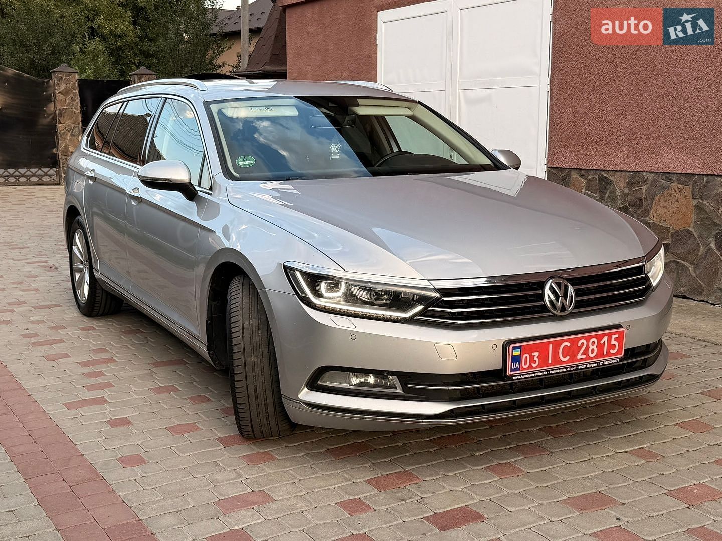 Volkswagen Passat 2019 VIN WVWZZZ3CZKE088465 фото оголошення 4 з 59