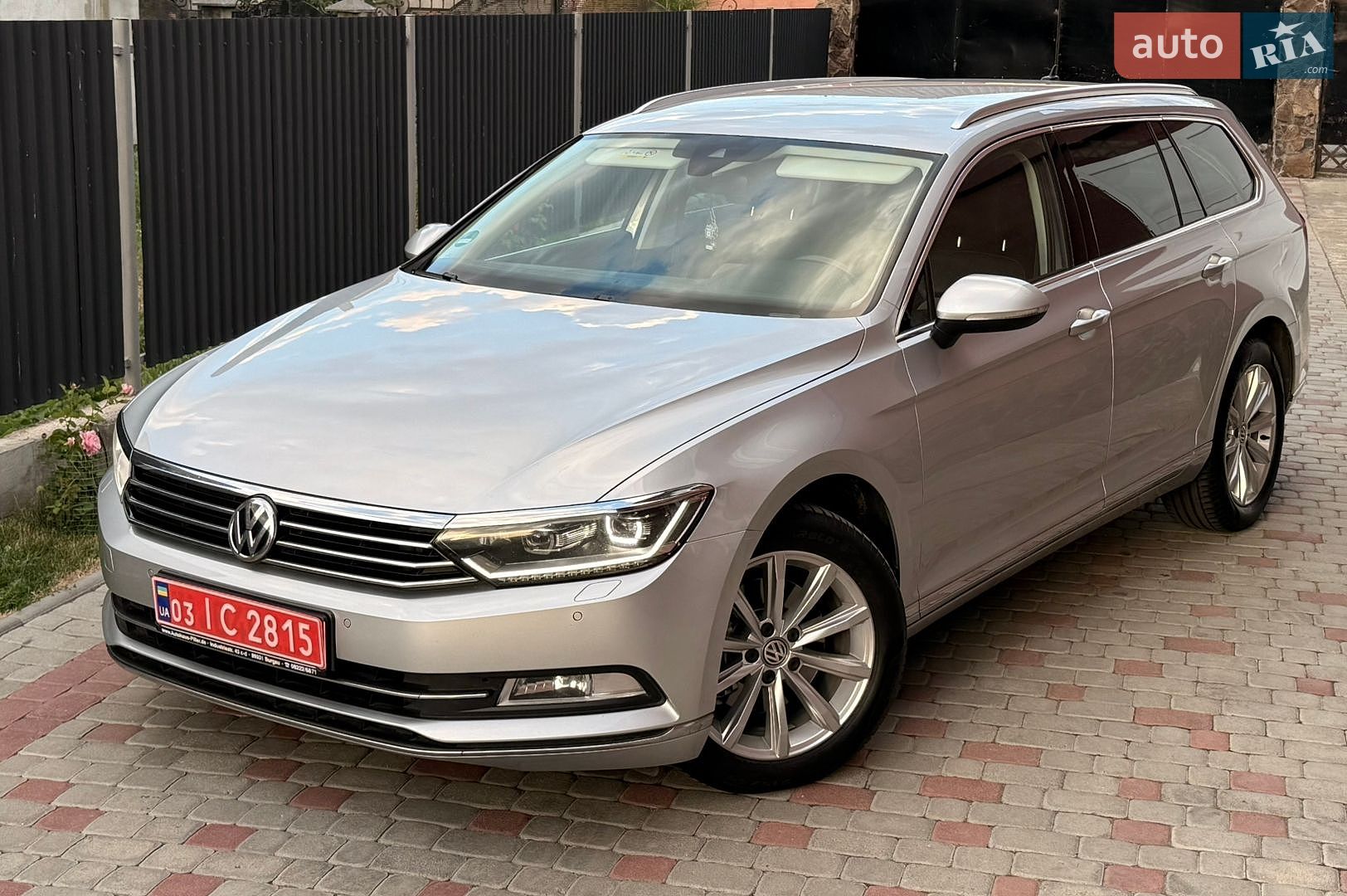 Volkswagen Passat 2019 VIN WVWZZZ3CZKE088465 фото оголошення 8 з 59