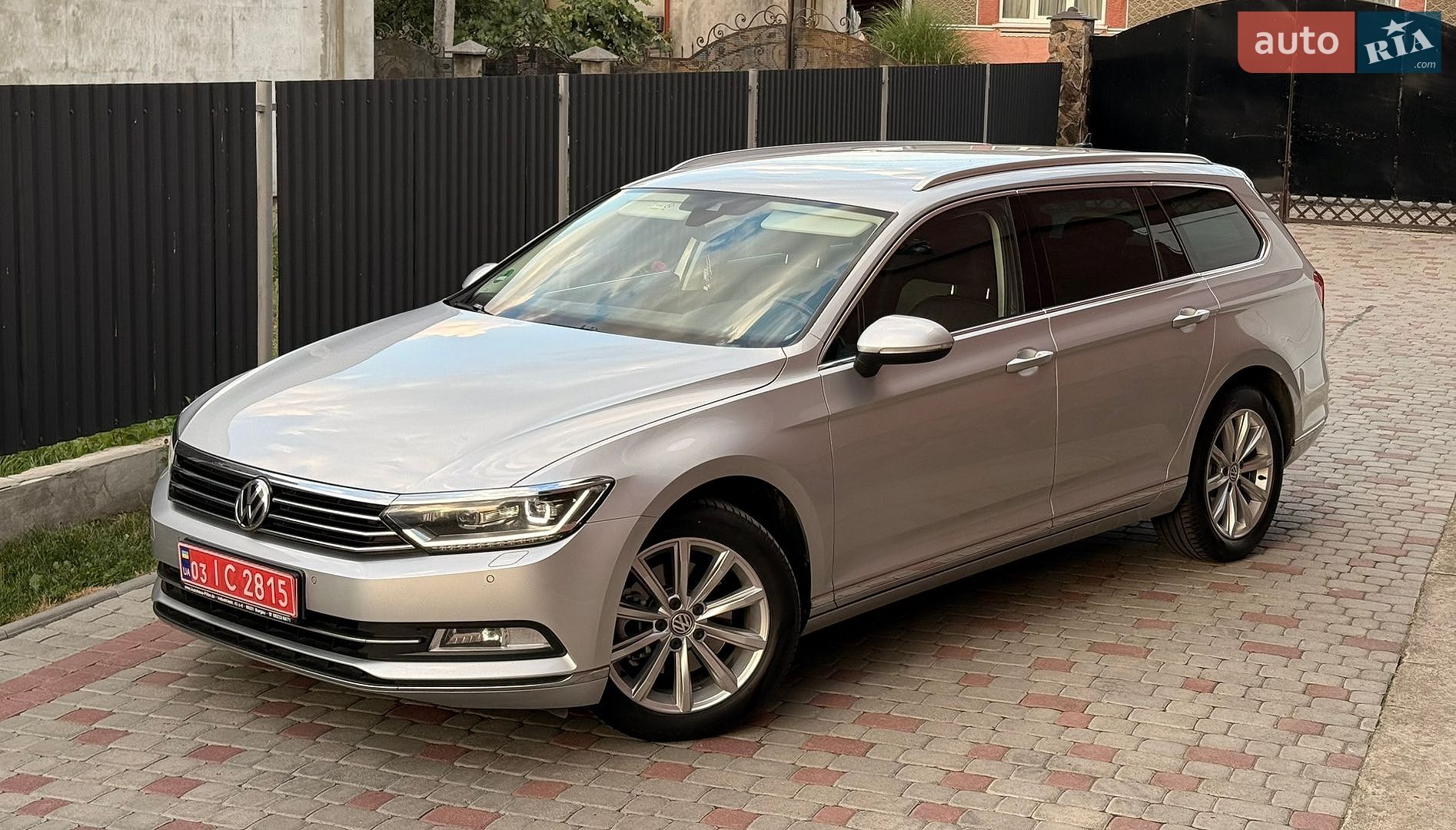 Volkswagen Passat 2019 VIN WVWZZZ3CZKE088465 фото оголошення 14 з 59