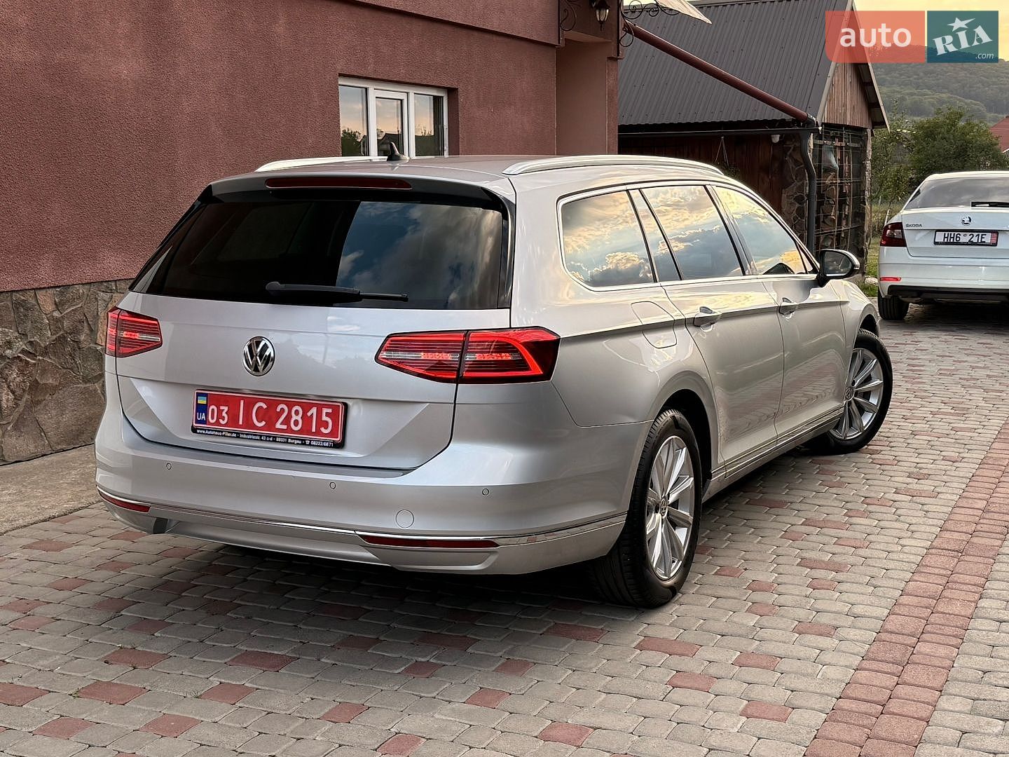 Volkswagen Passat 2019 VIN WVWZZZ3CZKE088465 фото оголошення 7 з 59