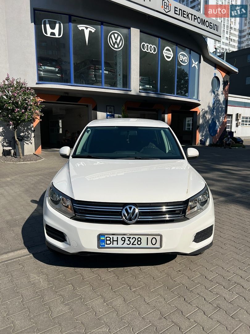 Volkswagen Tiguan 2013 VIN WVGAV3AX0DW567407 фото оголошення 2 з 23