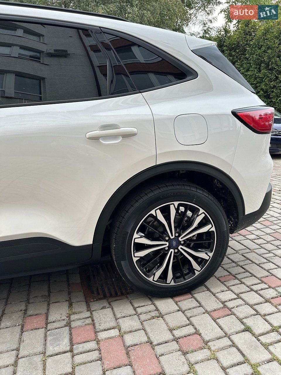 Ford Escape 2021 VIN 1FMCU0BZ2MUB21653 фото оголошення 9 з 49