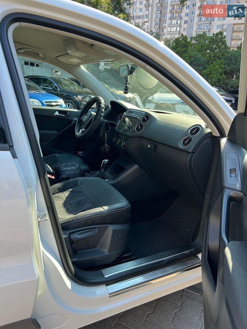 Volkswagen Tiguan 2013 VIN WVGAV3AX0DW567407 фото оголошення 13 з 23
