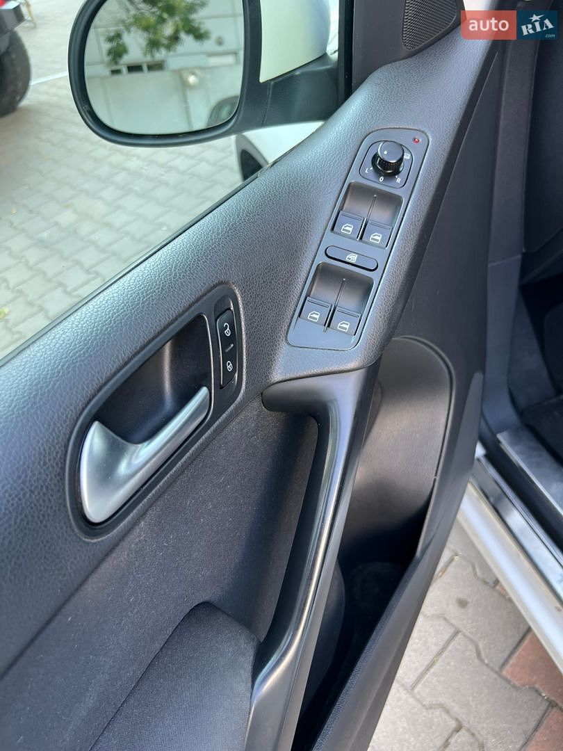 Volkswagen Tiguan 2013 VIN WVGAV3AX0DW567407 фото оголошення 17 з 23