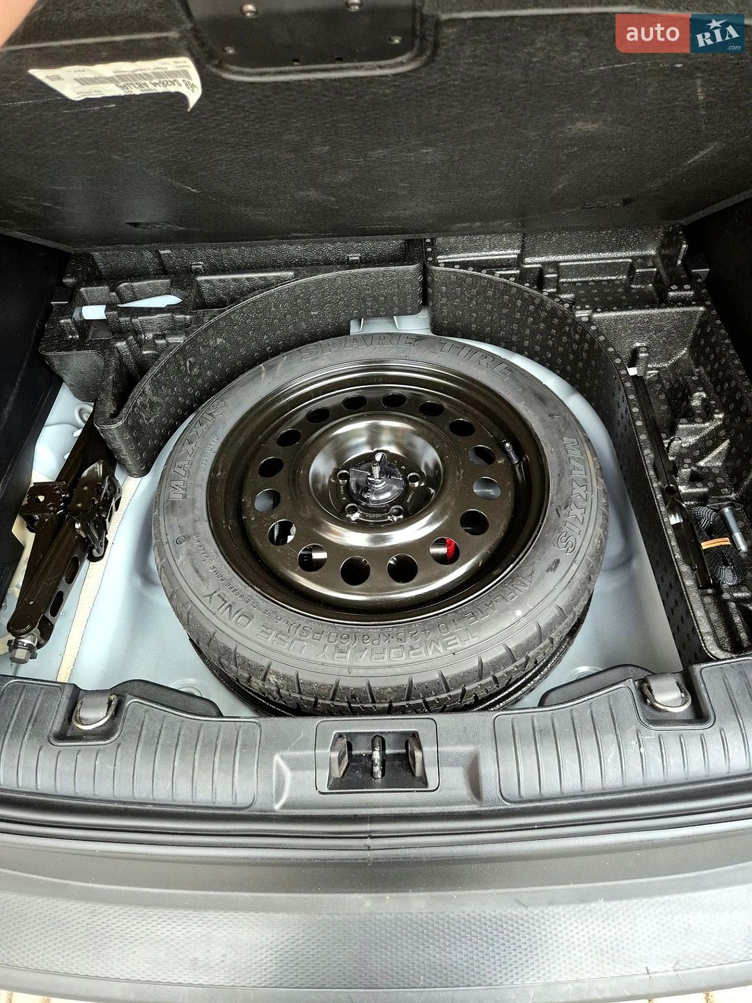 Ford Escape 2021 VIN 1FMCU0BZ2MUB21653 фото оголошення 17 з 49