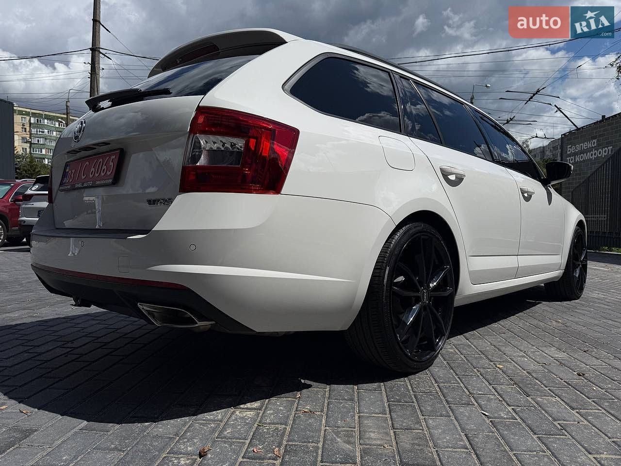 Skoda Octavia 2013 VIN TMBJE7NE0E0022803 фото оголошення 4 з 19